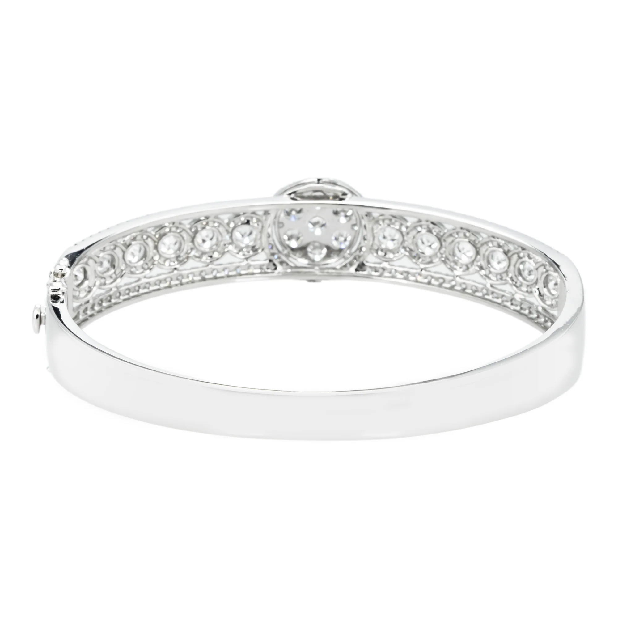 White Gold Detailed Round Diamond Bangle Bracelet 4.70ct - Image 4