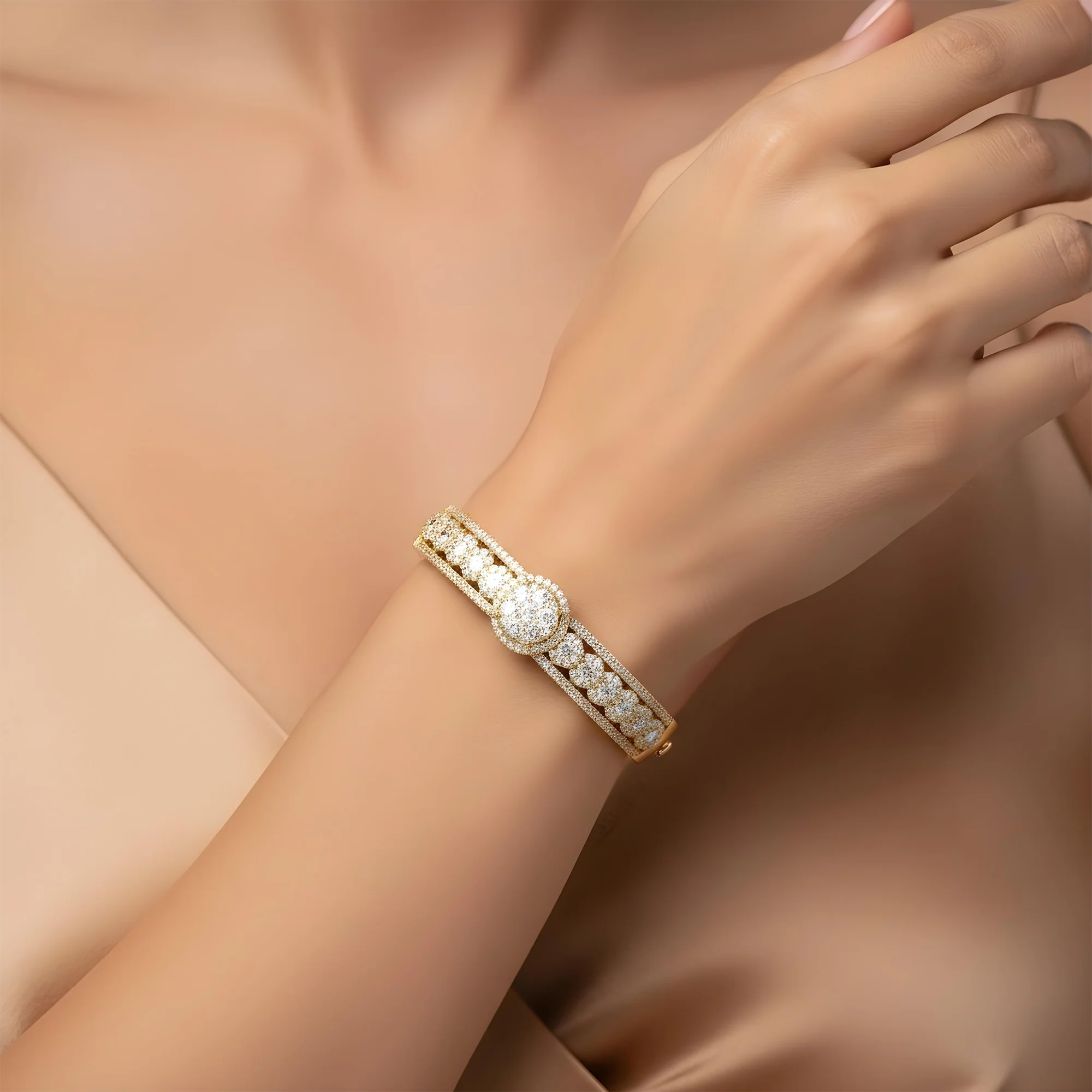 White Gold Detailed Round Diamond Bangle Bracelet 4.70ct - Image 7