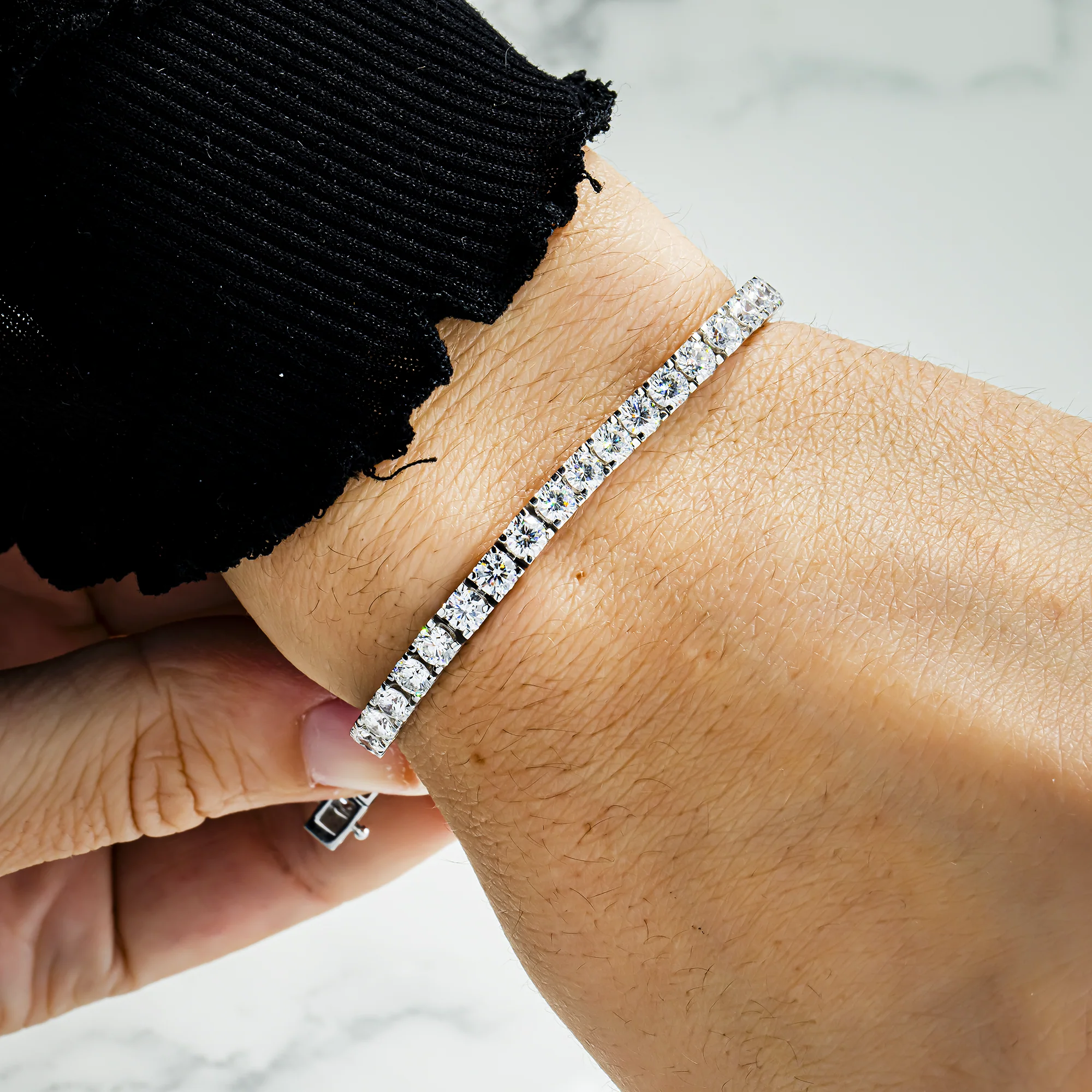 White Gold Round Diamond Tennis Bracelet 10.02ct  (6"-8") - Image 2