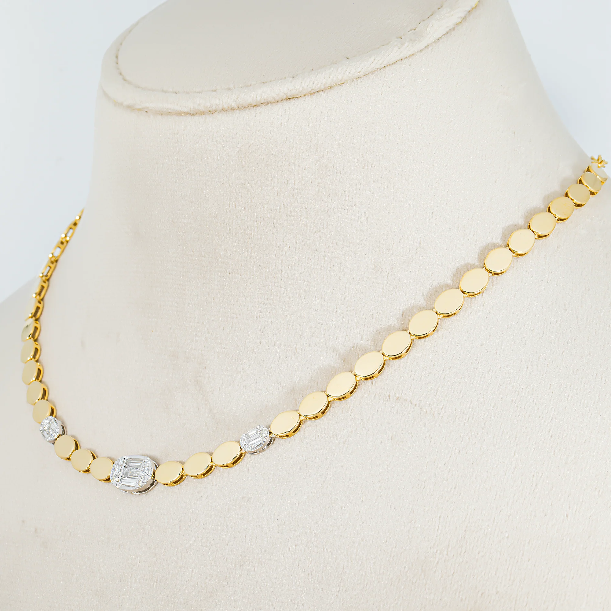 14K Yellow Gold Diamond Triple Baguette Necklace 0.88ct - Image 2
