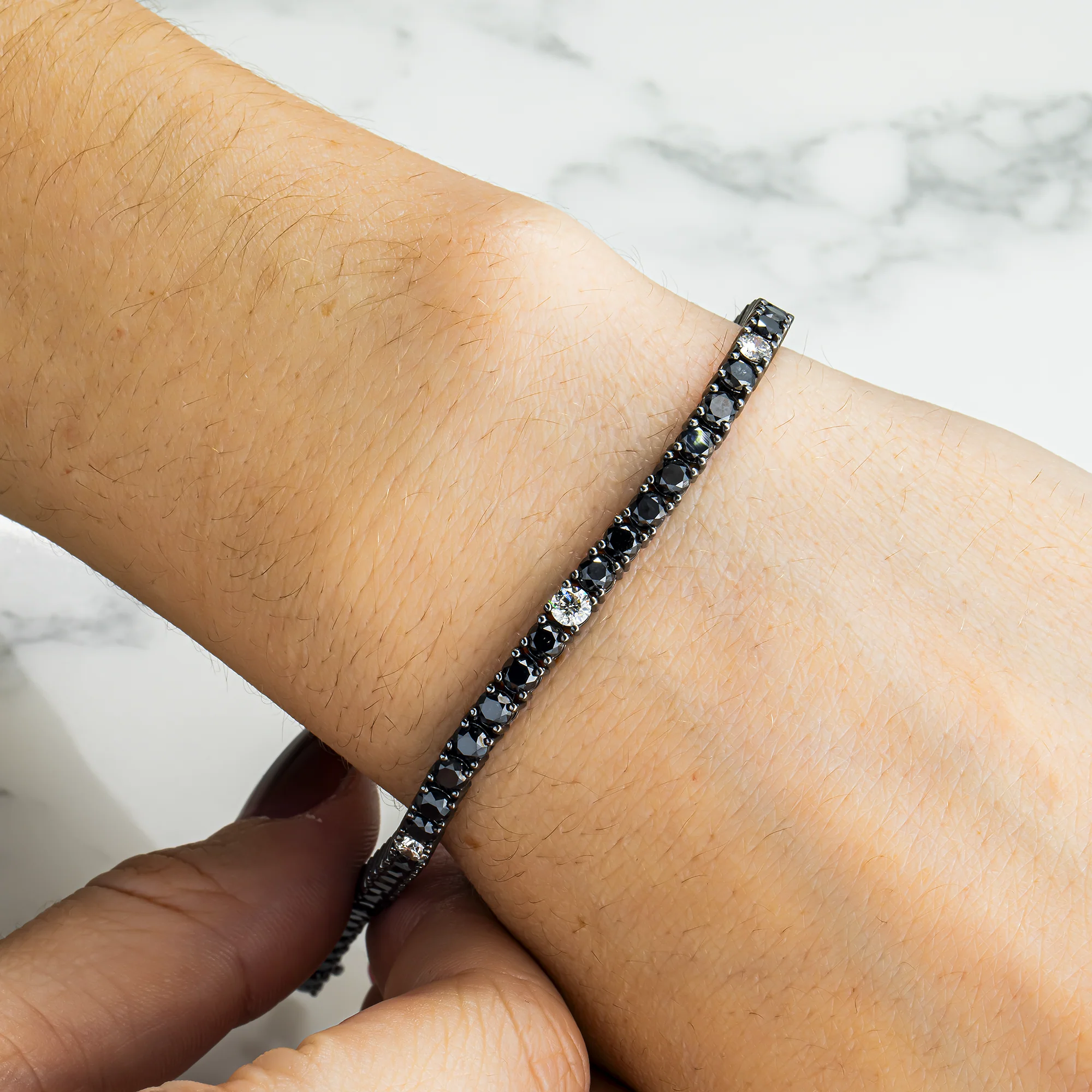 14K Black Gold White & Black Round Diamond Tennis Bracelet 8.64ct - Image 2