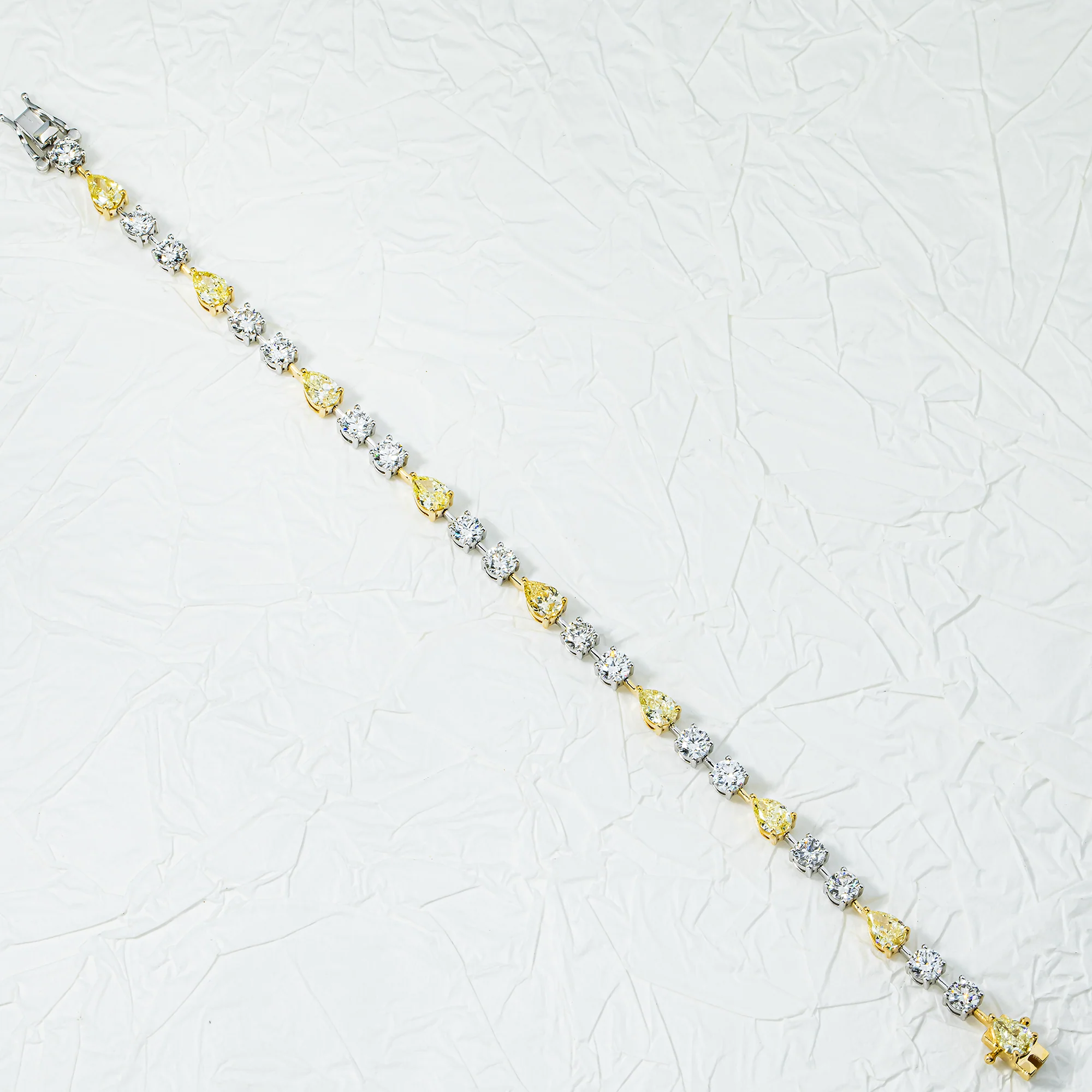 14K Two Tone Fancy Yellow & White Diamond Satellite Bracelet 8.85ct - Image 4