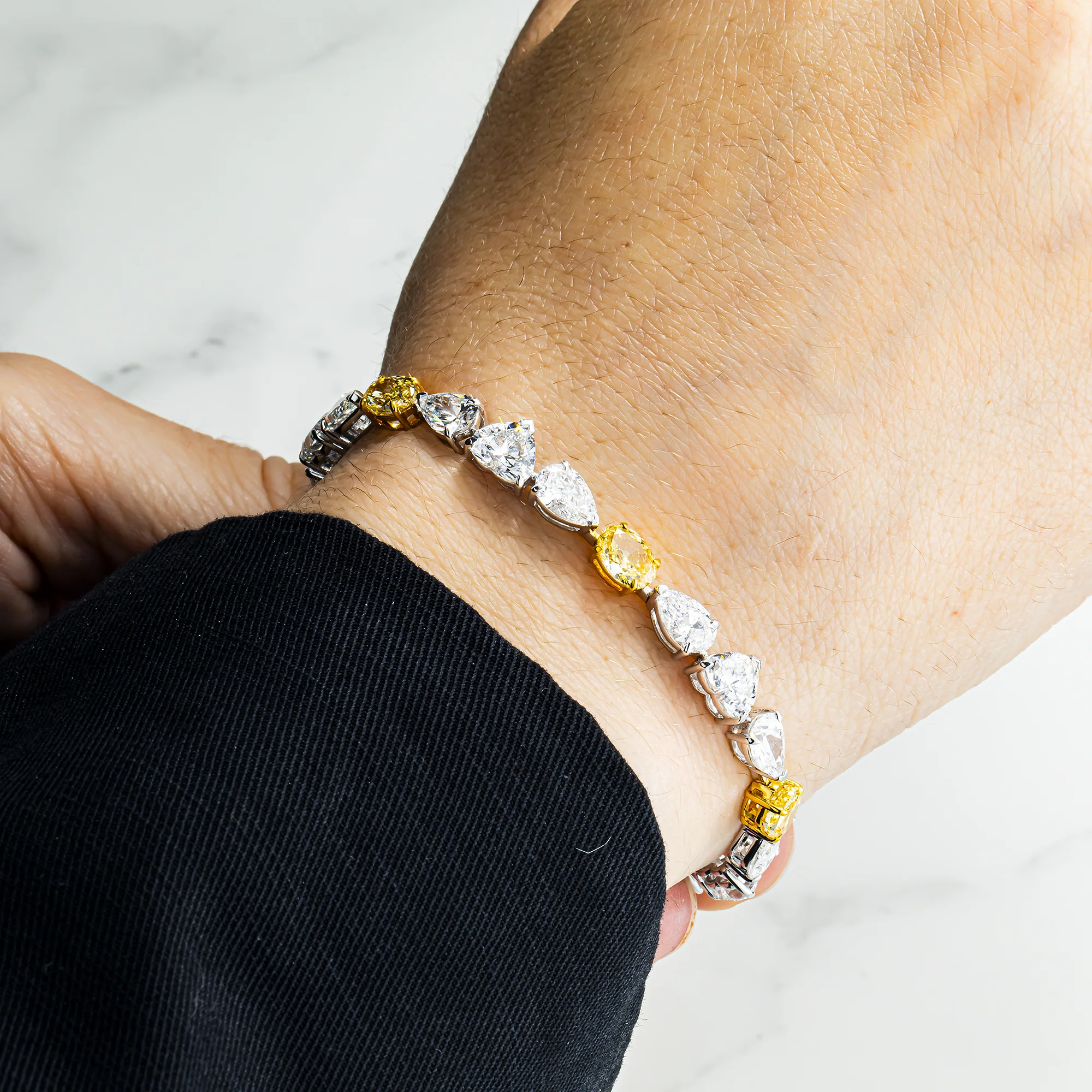14K Two Tone Fancy Yellow & White Multi Cut Diamond Bracelet 15.12ct - Image 2