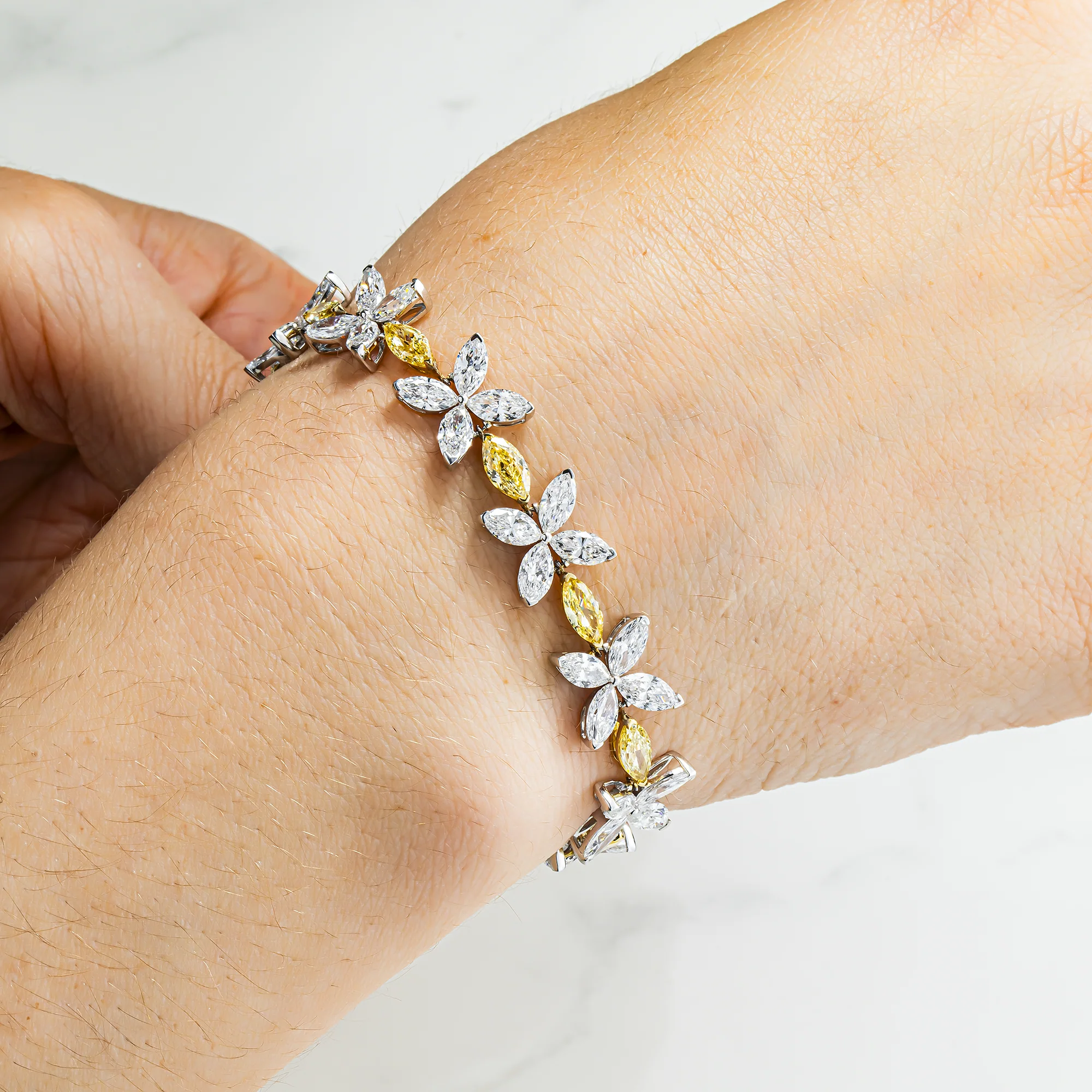 14K Two Tone Marquise Cut Fancy Yellow & White Diamond Bracelet 18.74ct - Image 2