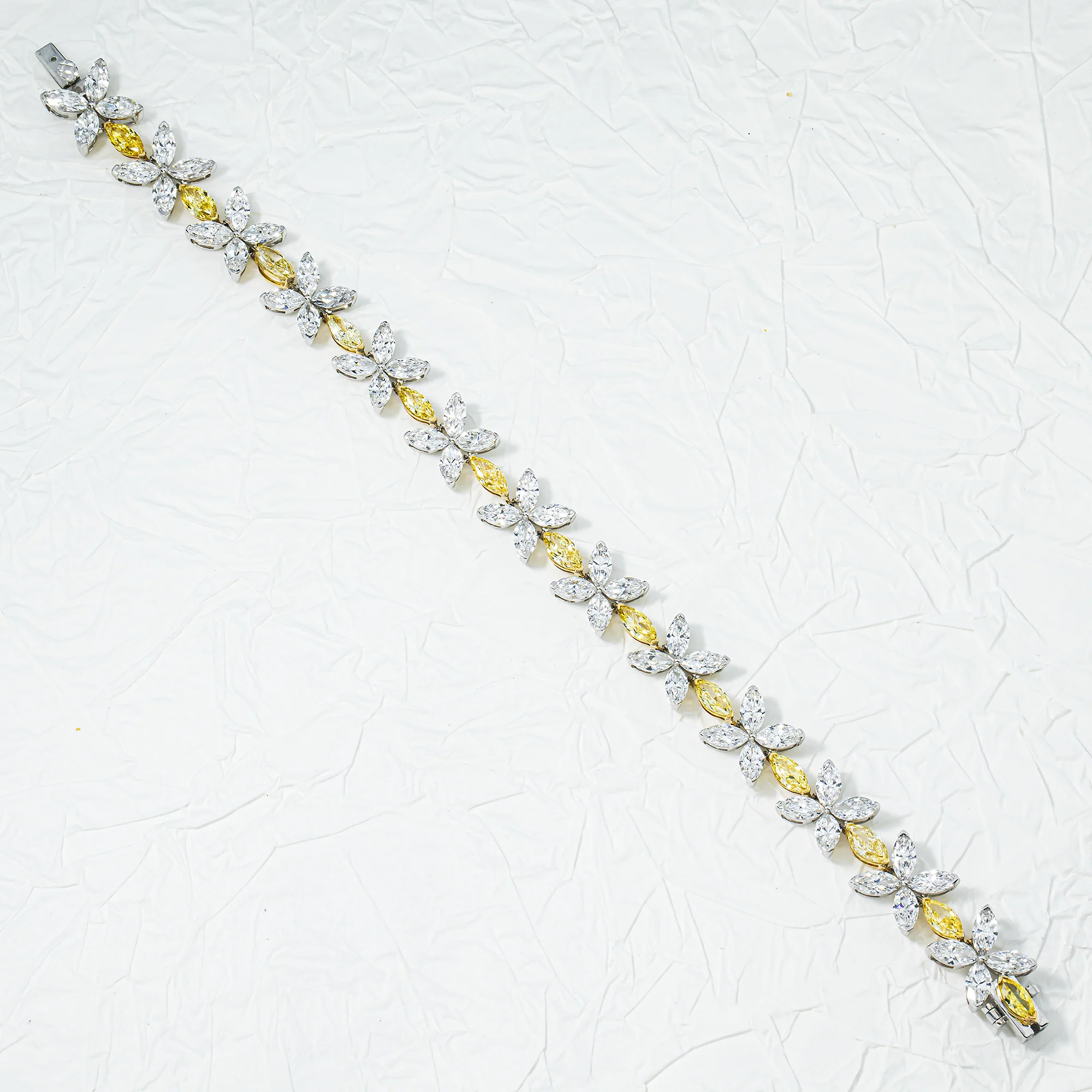 14K Two Tone Marquise Cut Fancy Yellow & White Diamond Bracelet 18.74ct - Image 3