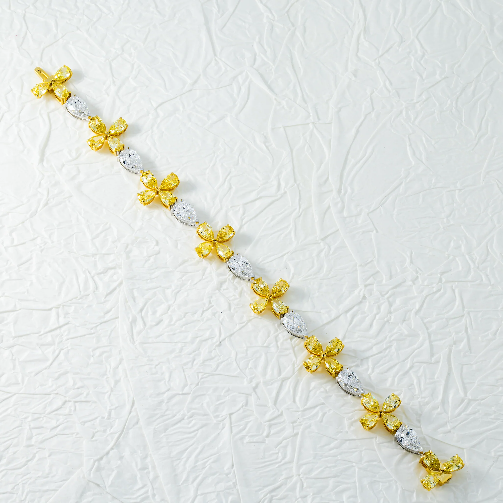 14K Two Tone Pear Cut White & Fancy Yellow Diamond Blooming Bracelet 19.85ct - Image 4