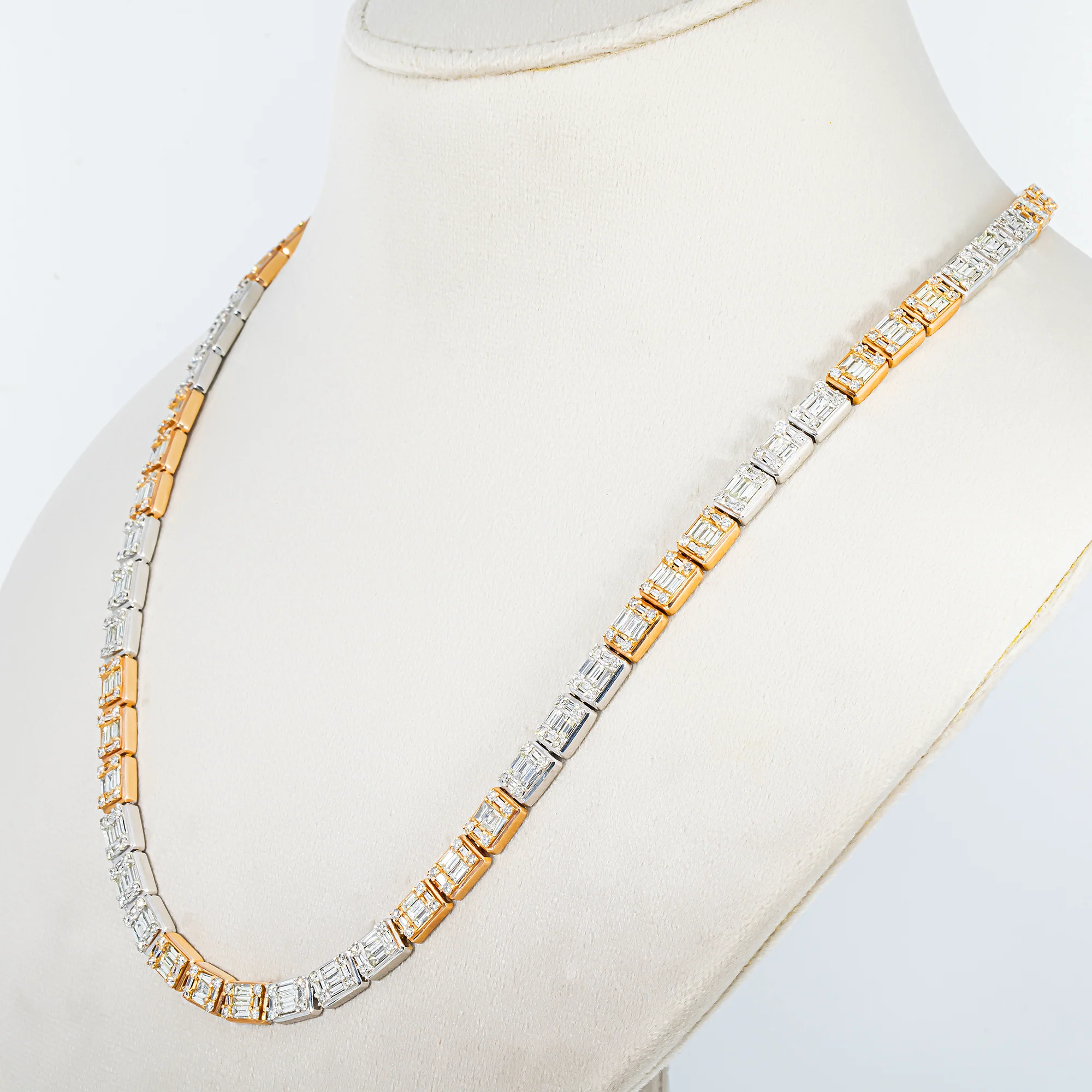 14K Two Tone Round & Baguette Cut Diamond Tennis Chain 17.85ct - Image 2