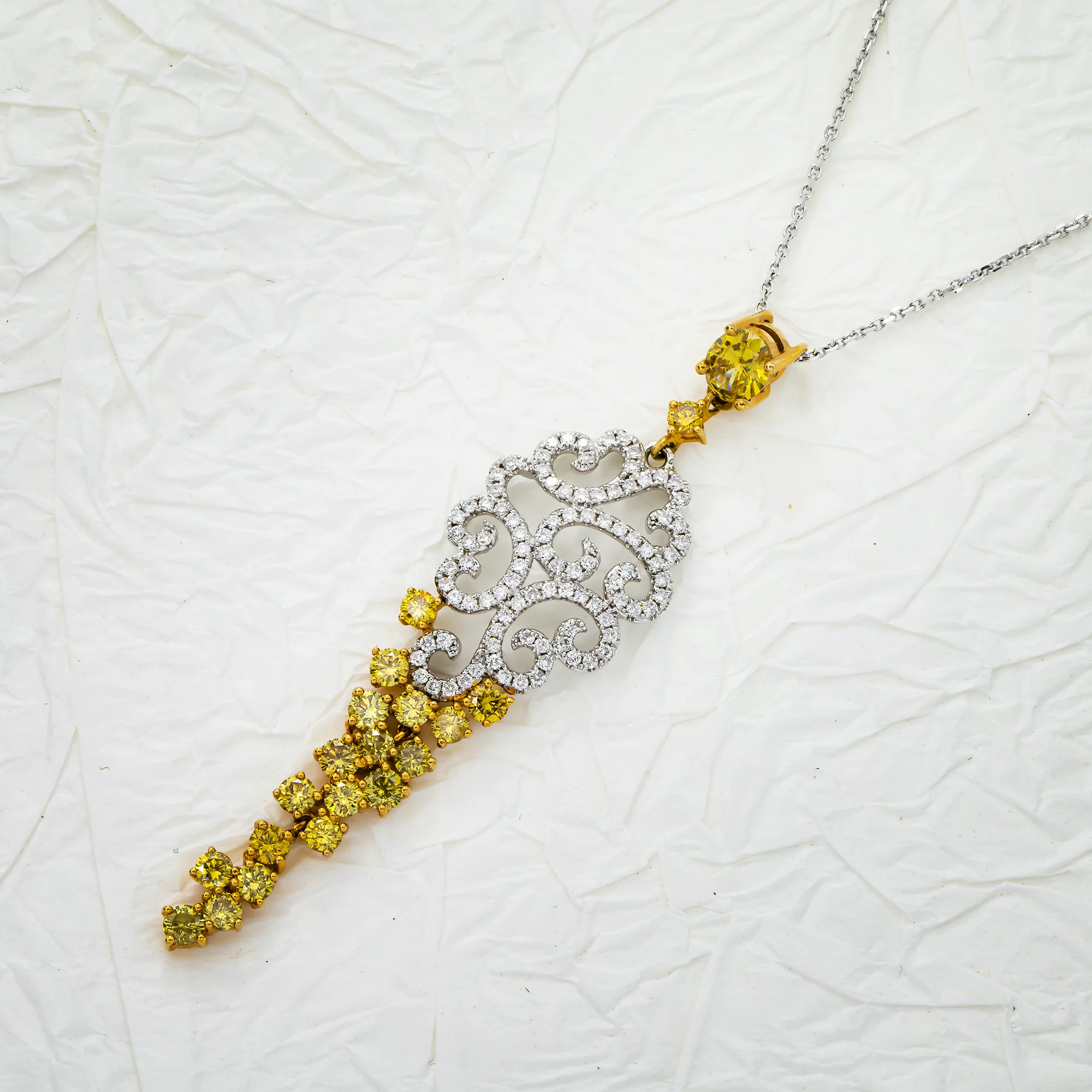 14K Two Tone Round Cut White & Fancy Yellow Diamond Pendant Necklace 2.78ct - Image 3