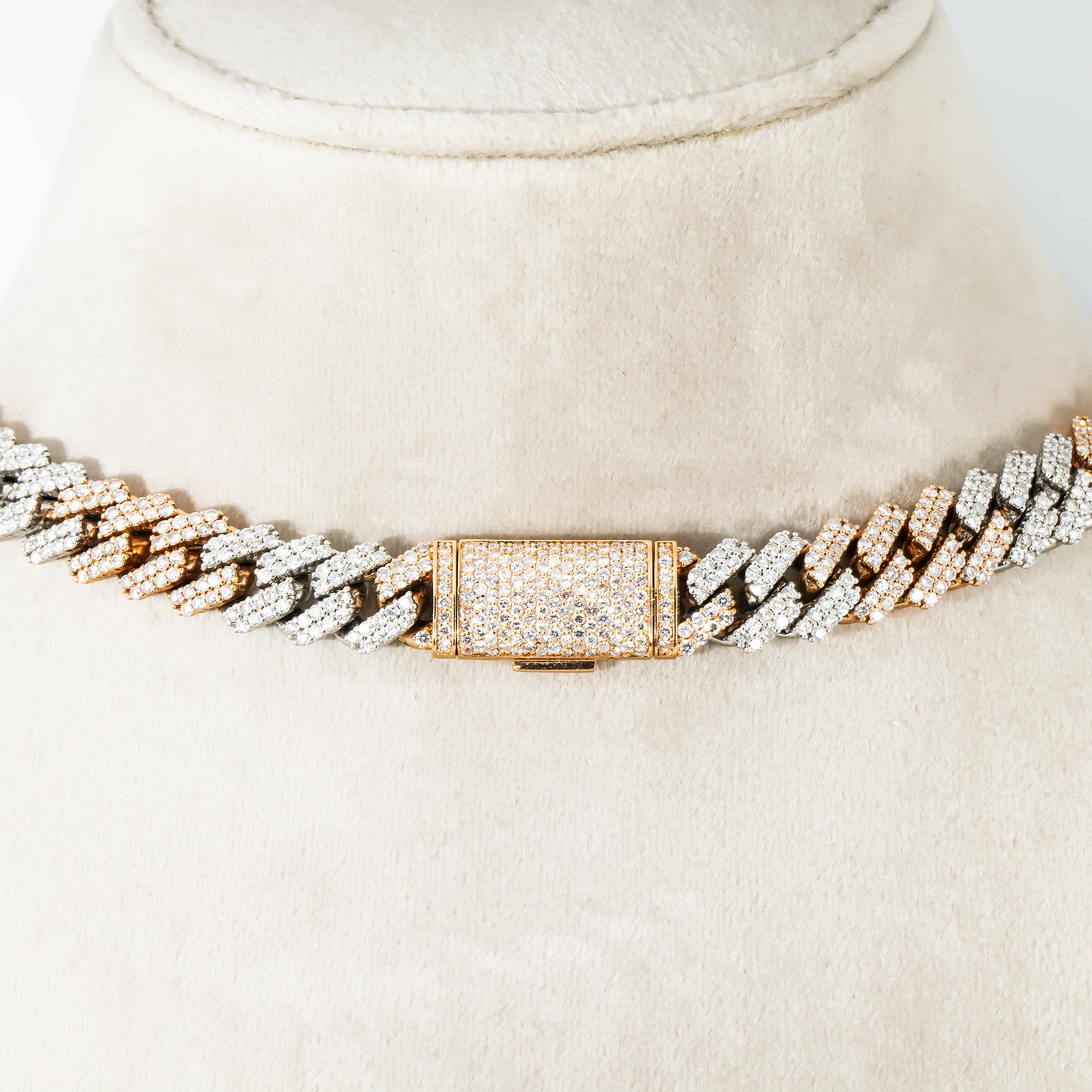 14K Two Tone 11mm Round Diamond Cuban Link Chain 22.0ct - Image 3