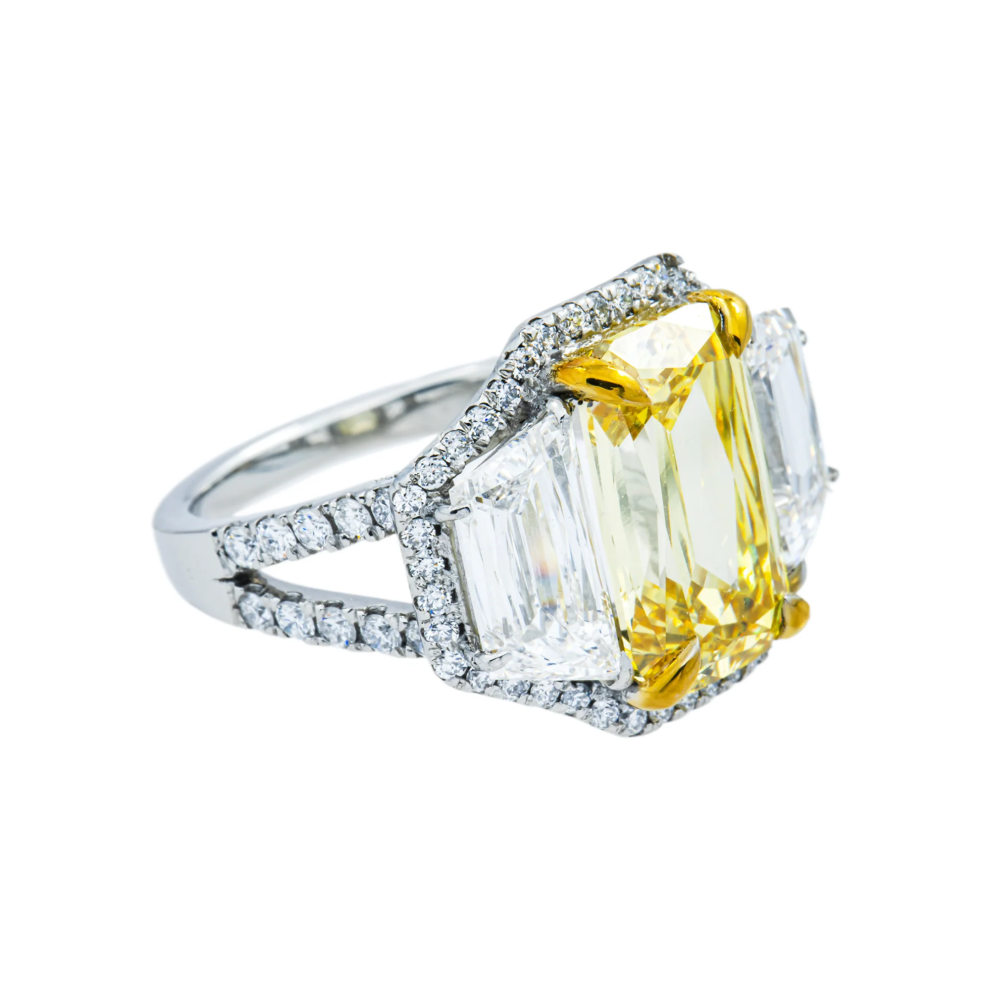 14K White Gold 5.15ct Emerald Fancy Yellow & White Diamond Ring 9.25ctw - Image 4