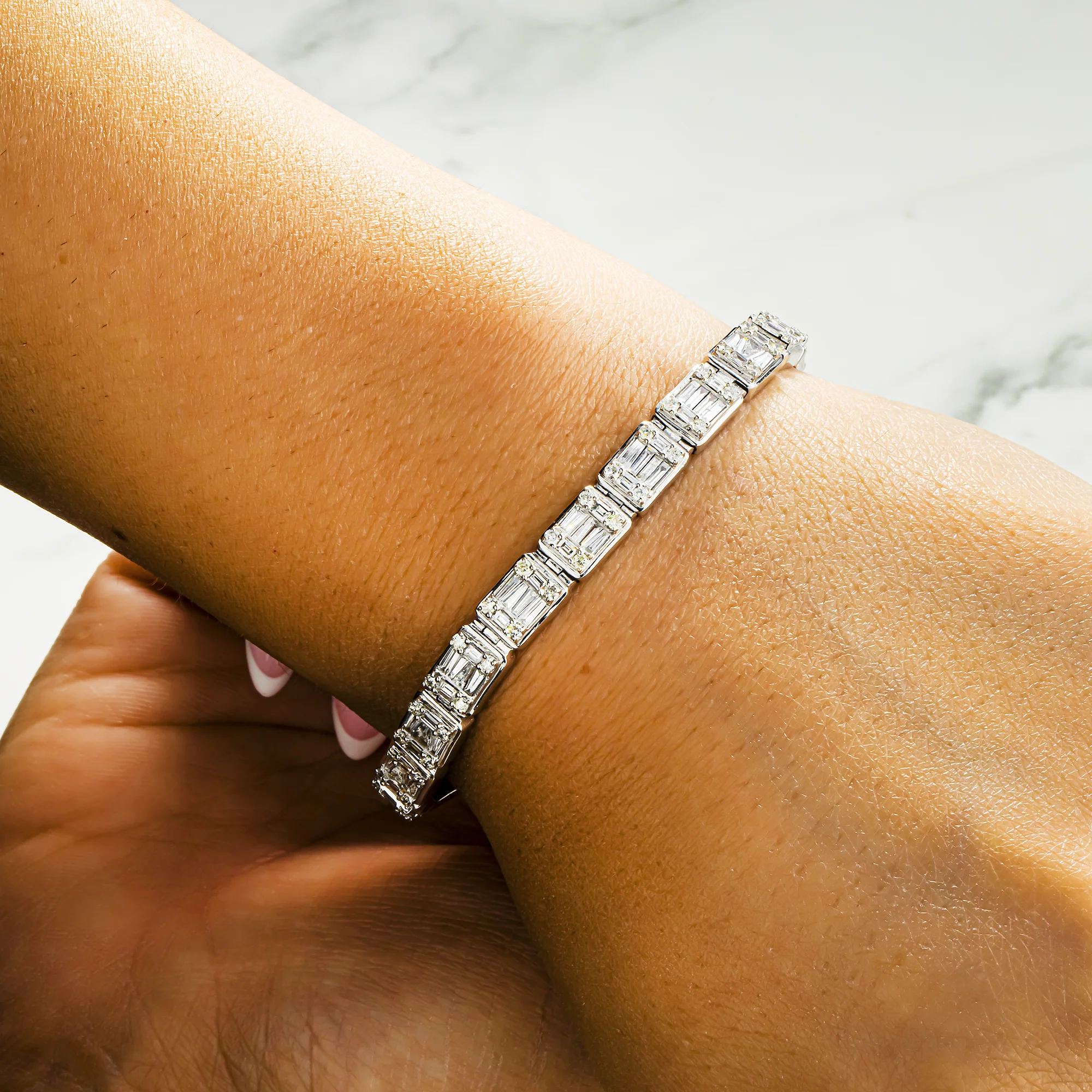 14K White Gold Baguette & Round Diamond Bracelet 6.05ct - Image 2