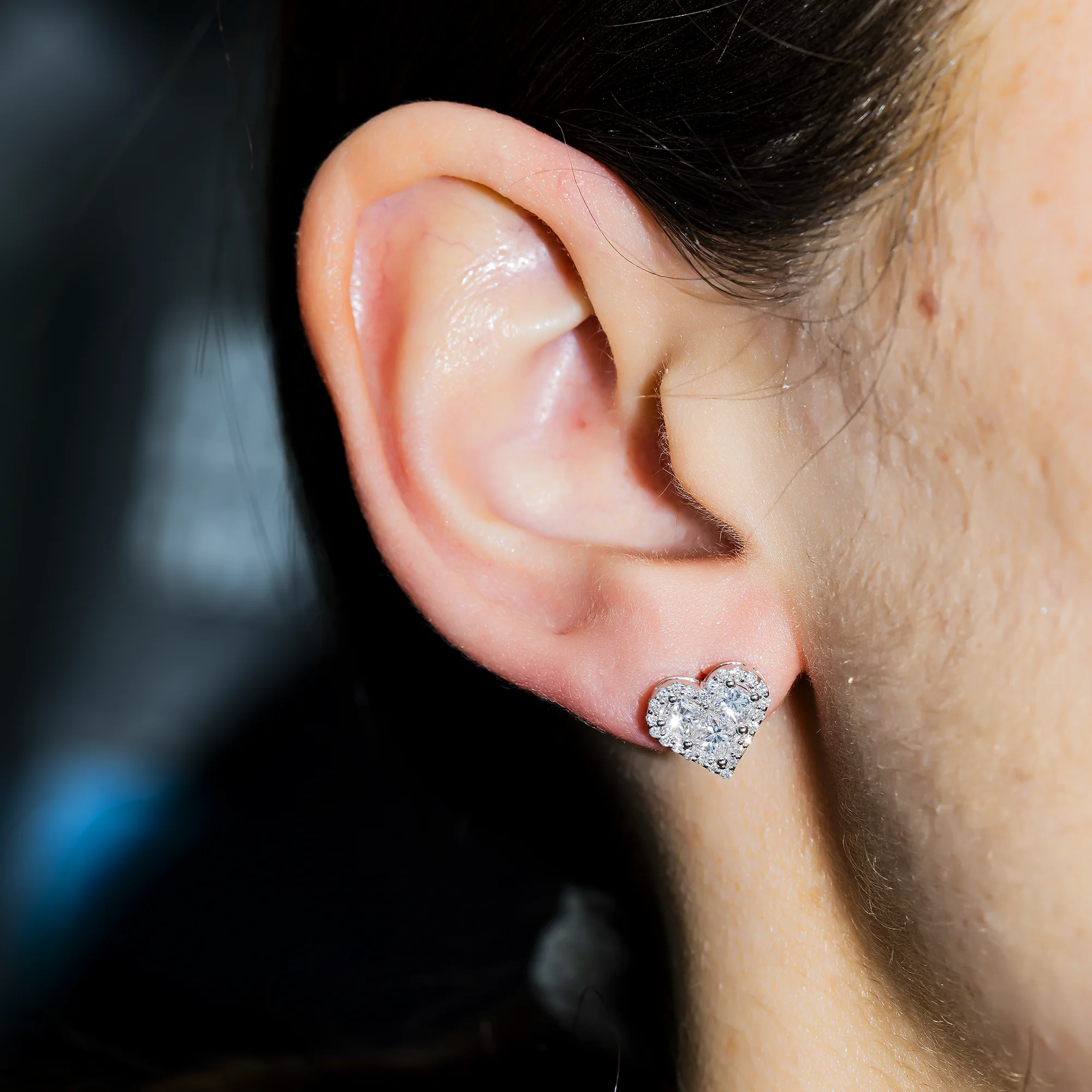 14K White Gold Baguette & Round Diamond Heart Stud Earrings 1.40ctw - Image 2