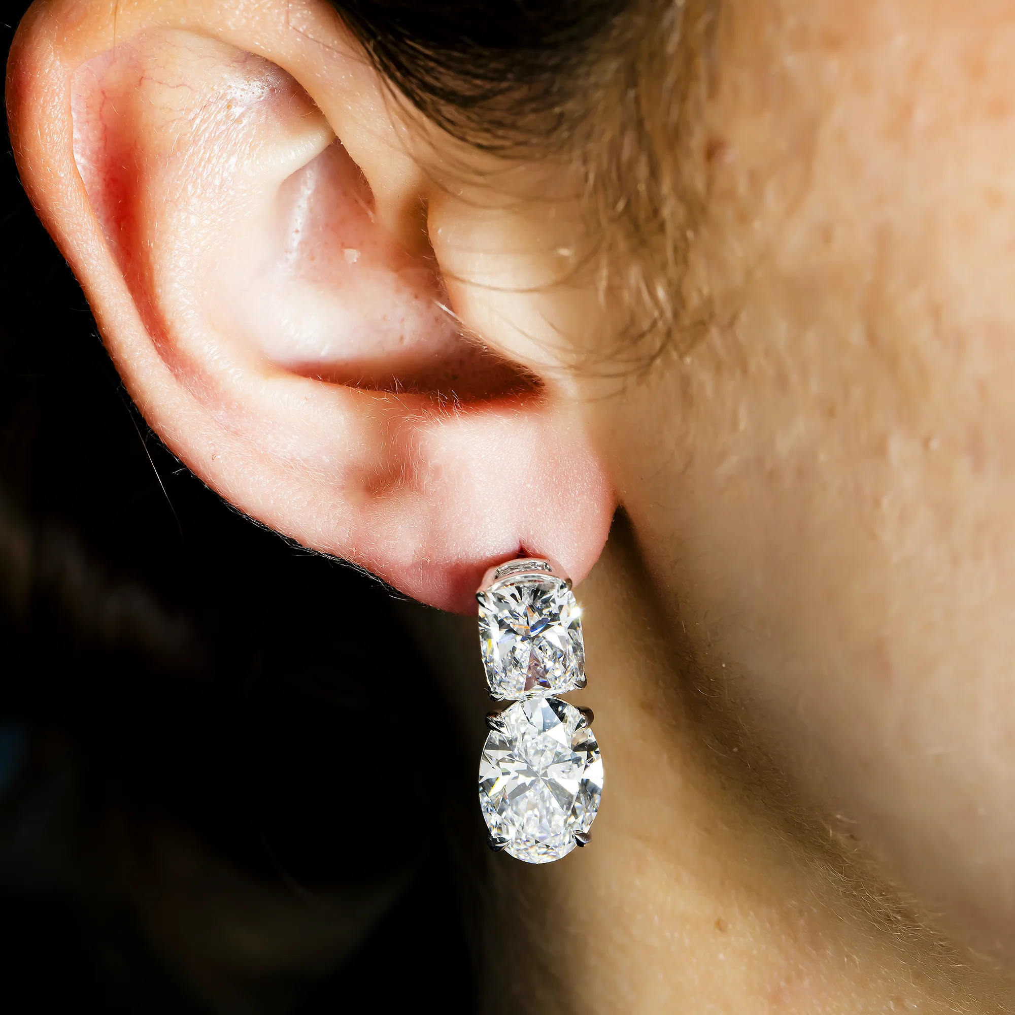14K White Gold Cushion & Oval Cut Diamond Drop Earrings 17.25ct - Image 2