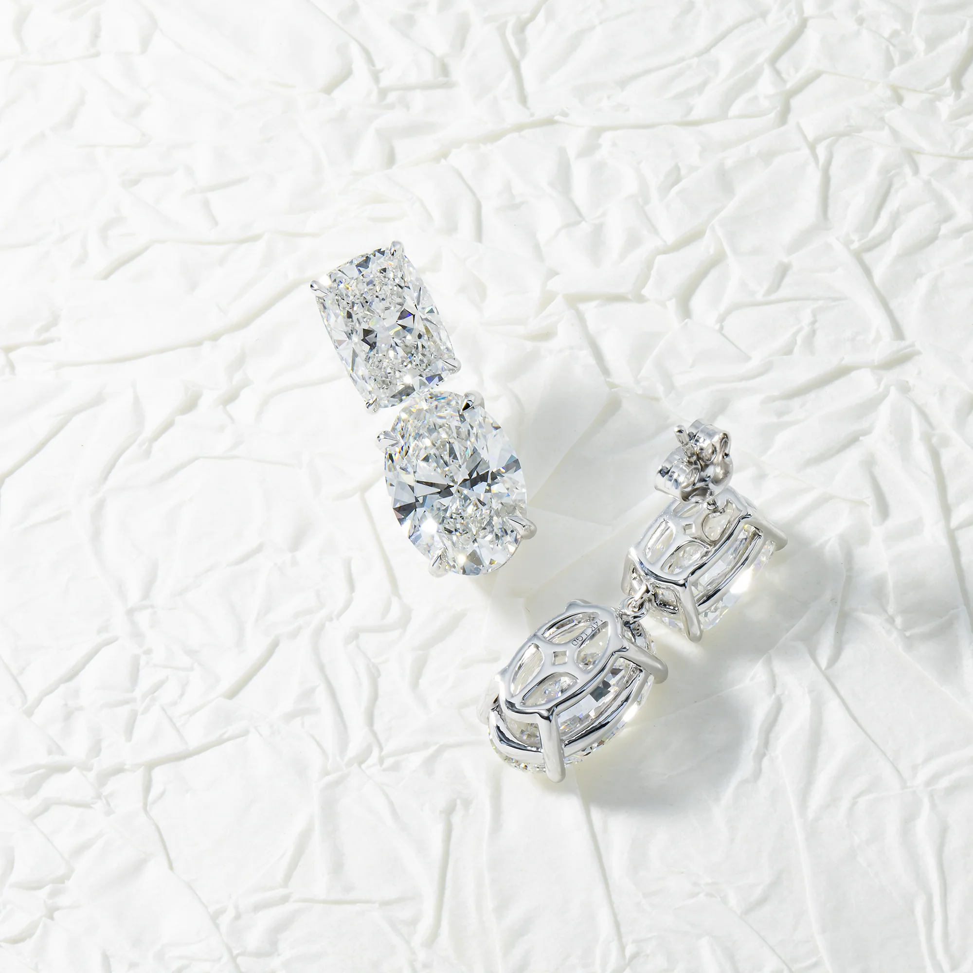 14K White Gold Cushion & Oval Cut Diamond Drop Earrings 17.25ct - Image 3