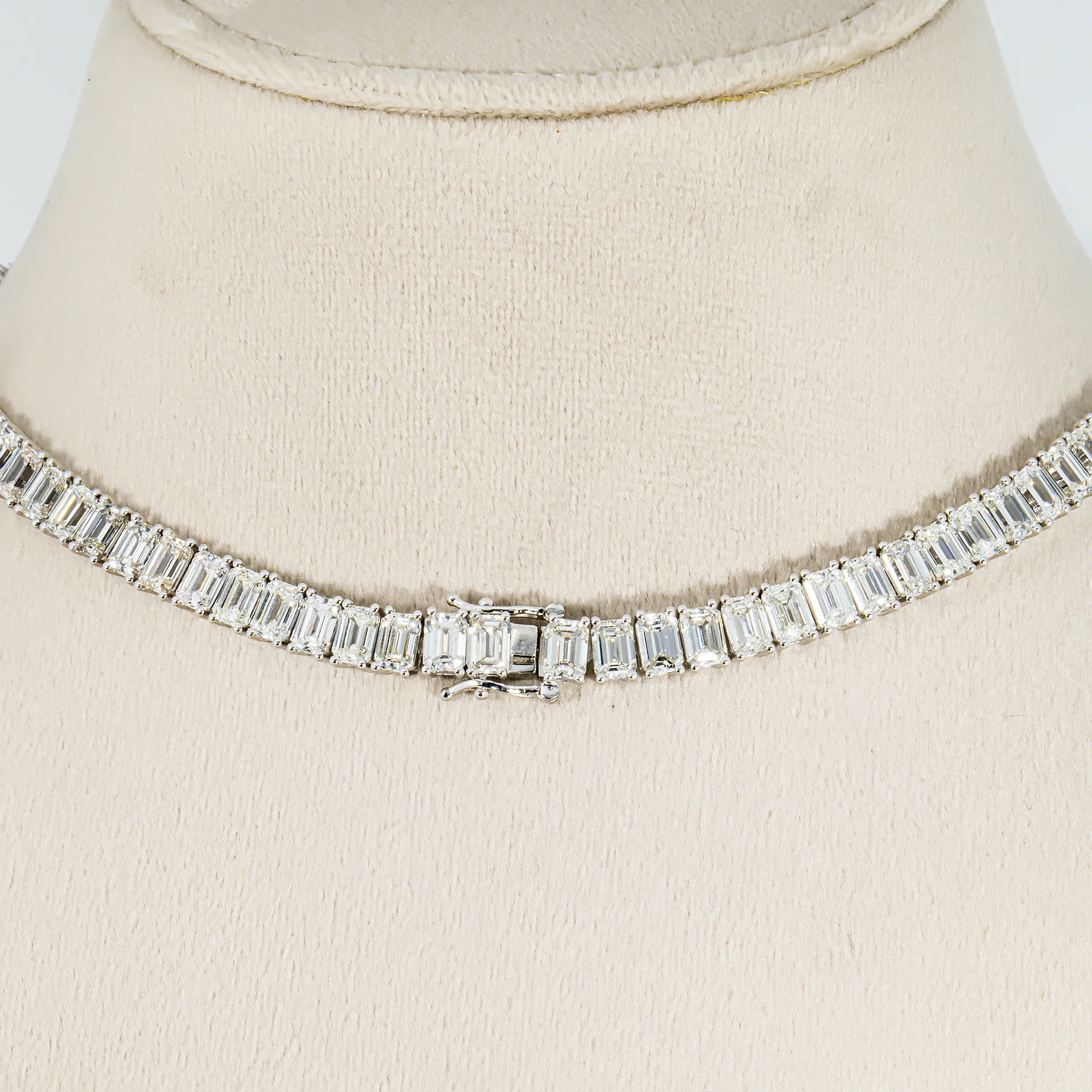 14K White Gold Emerald Cut Diamond Tennis Necklace 48.35ct - Image 3