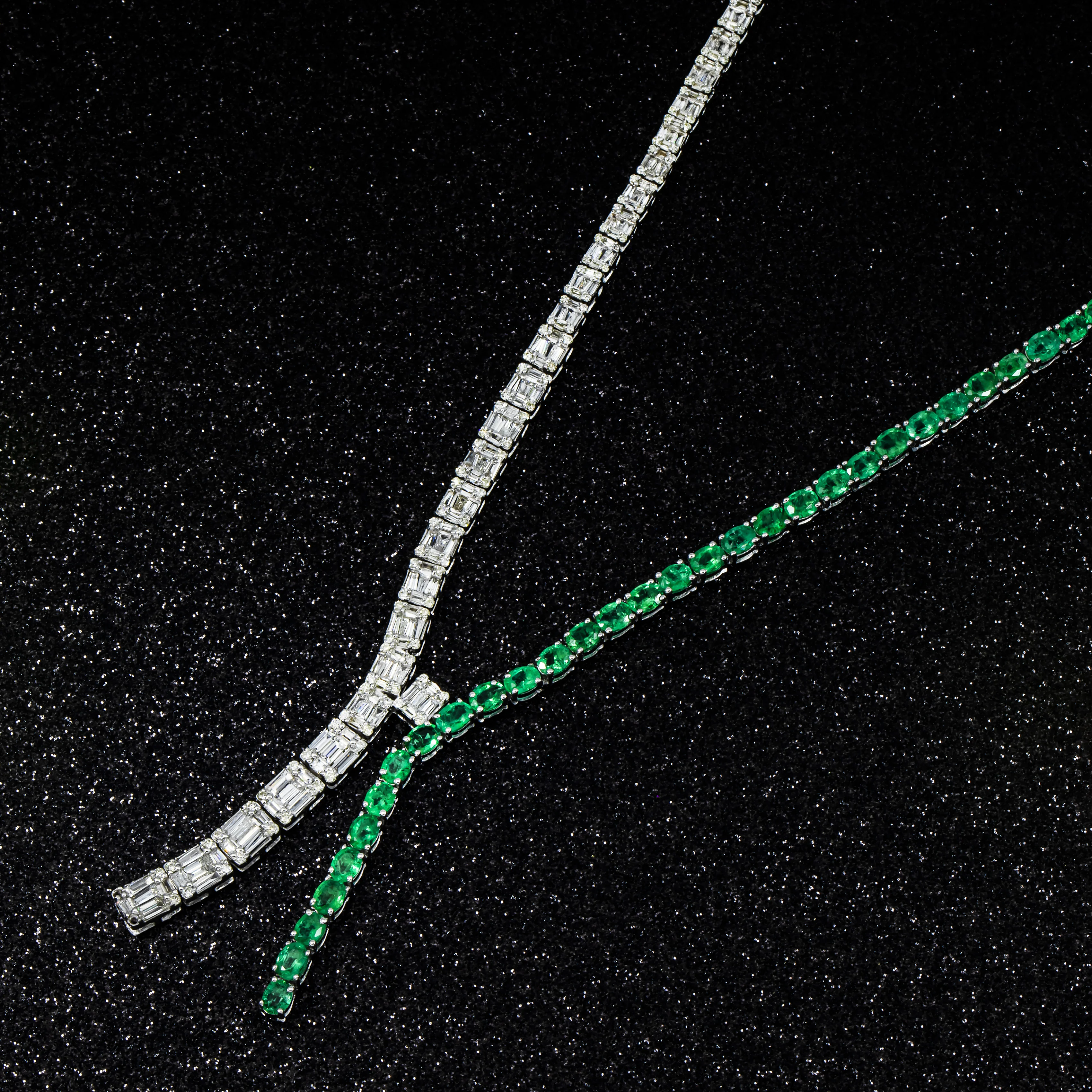 14K White Gold Oval Cut Emerald & Diamond Drop Necklace - Image 4