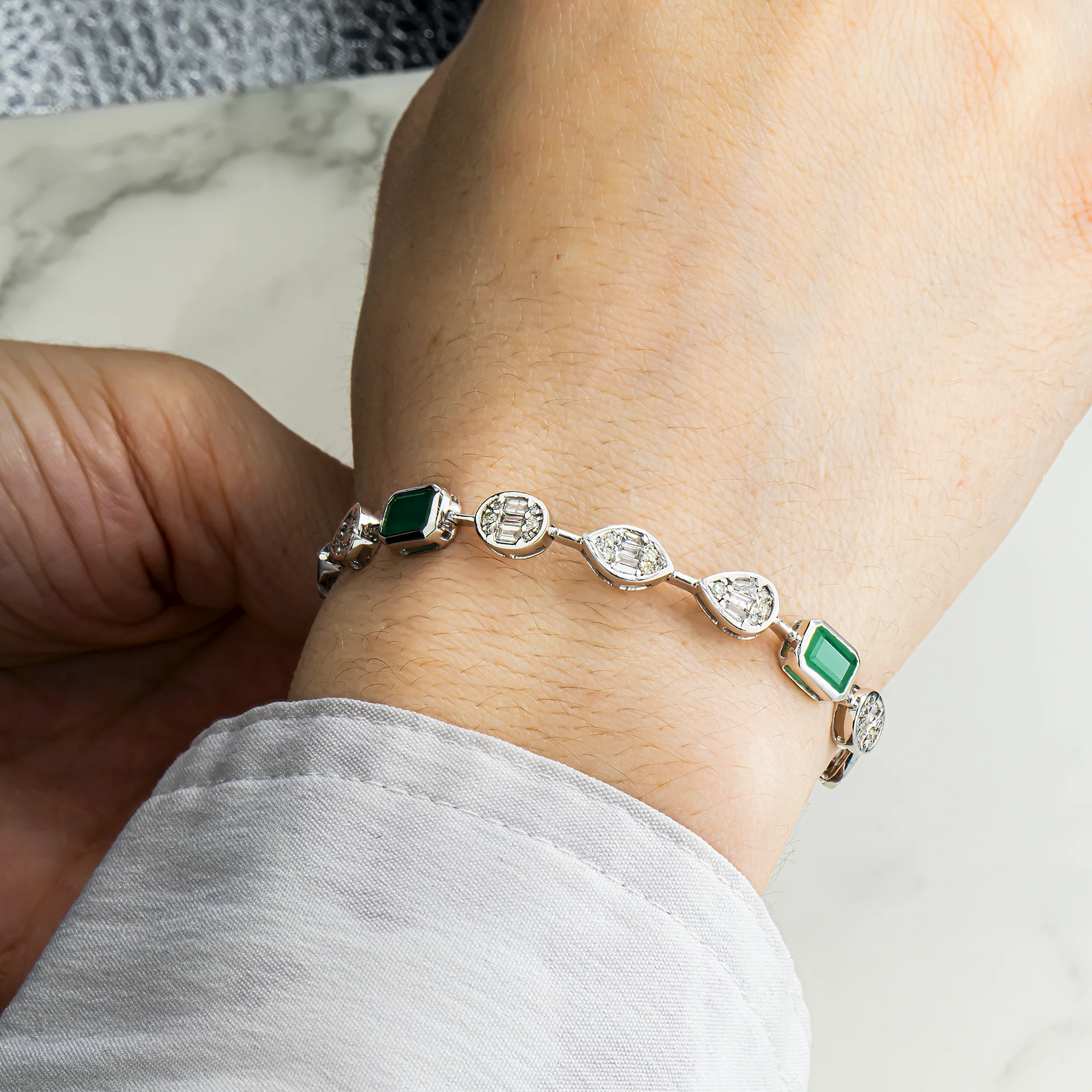 14K White Gold Emerald & Diamond Satellite Bracelet 5.34ctw - Image 2