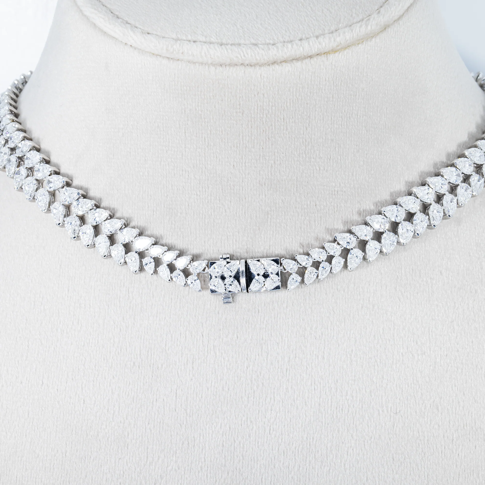14K White Gold Fancy Vivid Yellow Diamond Solara Necklace 67.11ct - Image 4