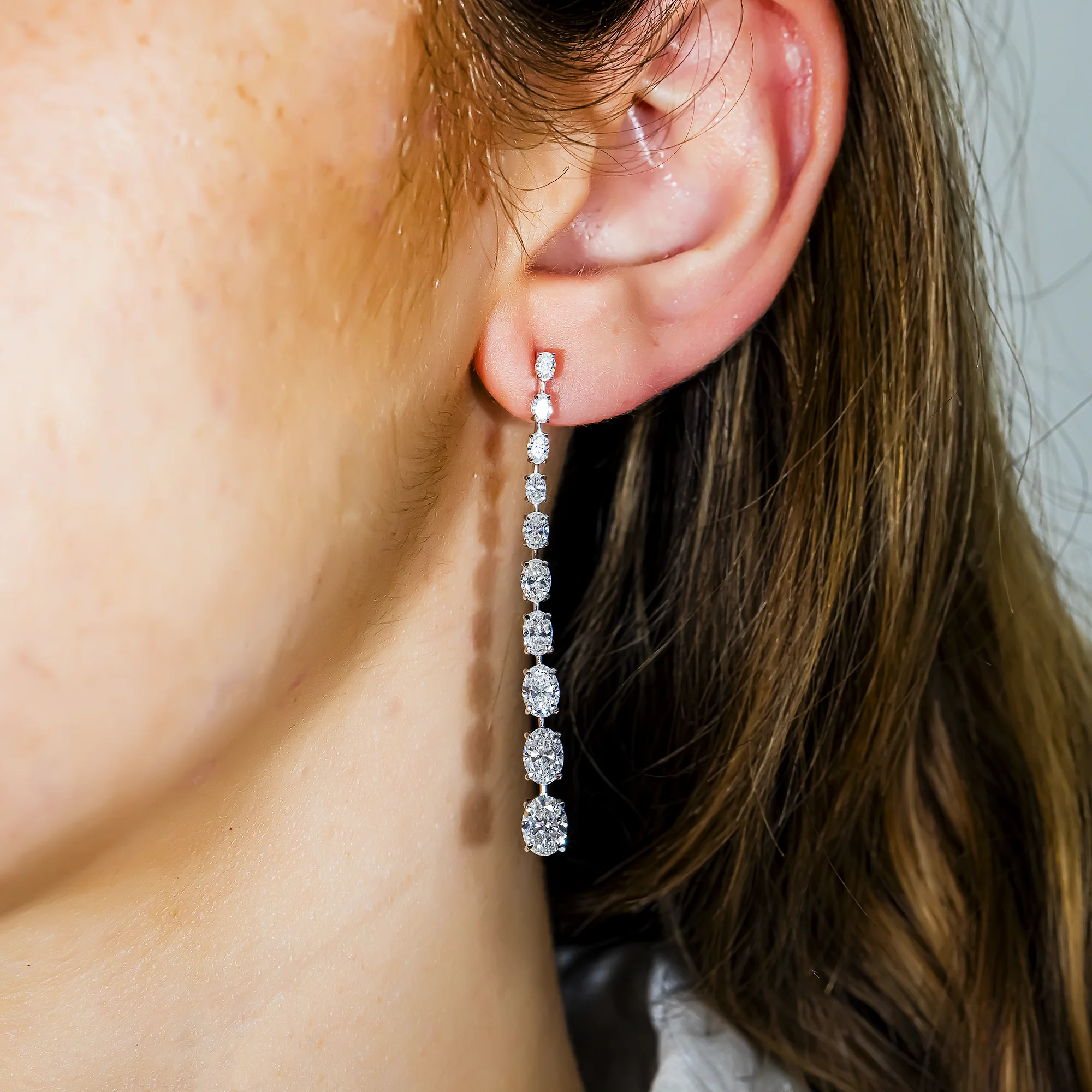 14K White Gold Graduated Oval Diamond Drop Earrings 4.28ctw - Image 2