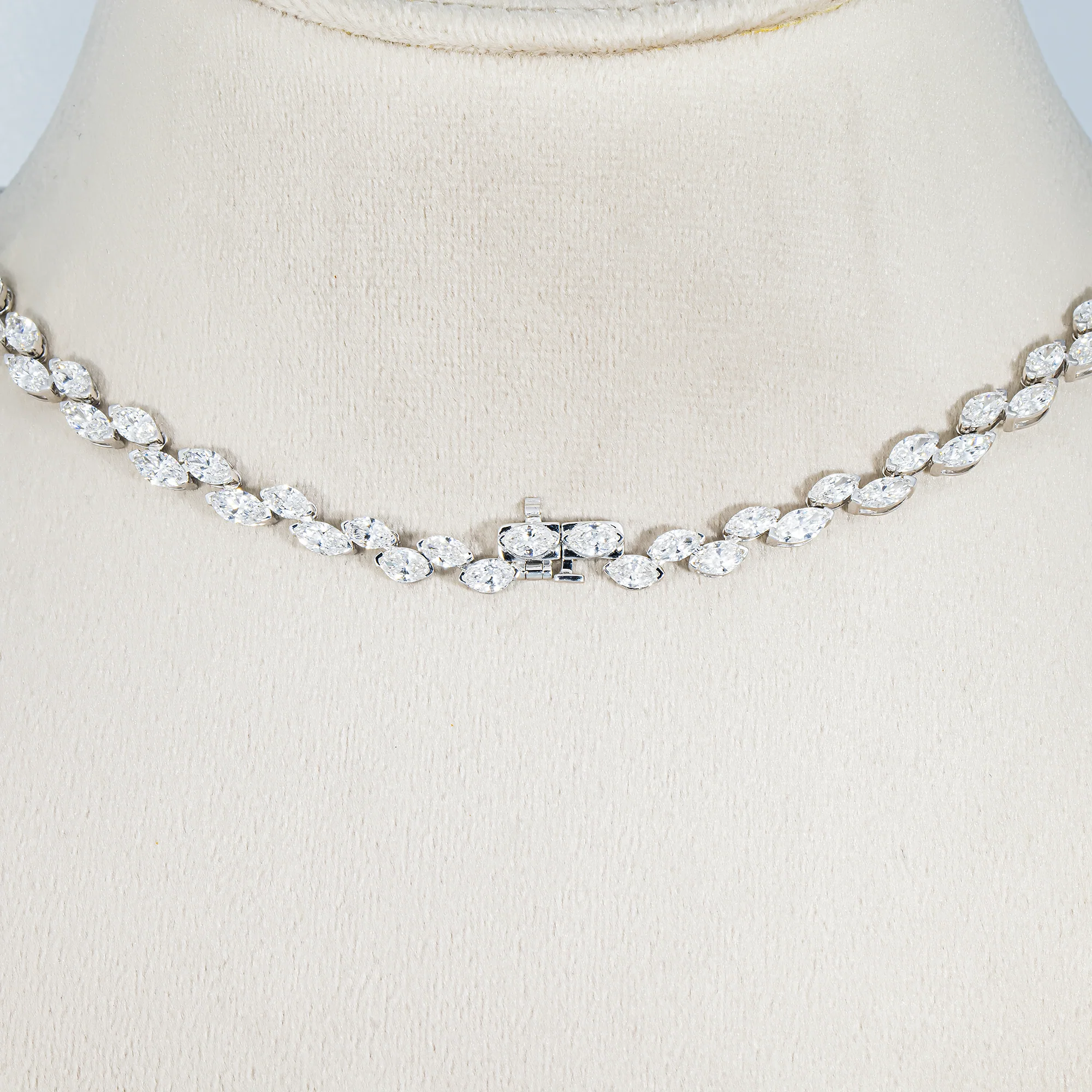 14K White Gold Graduated Marquise Diamond Rosebud Tennis Chain 28.07ct - Image 3