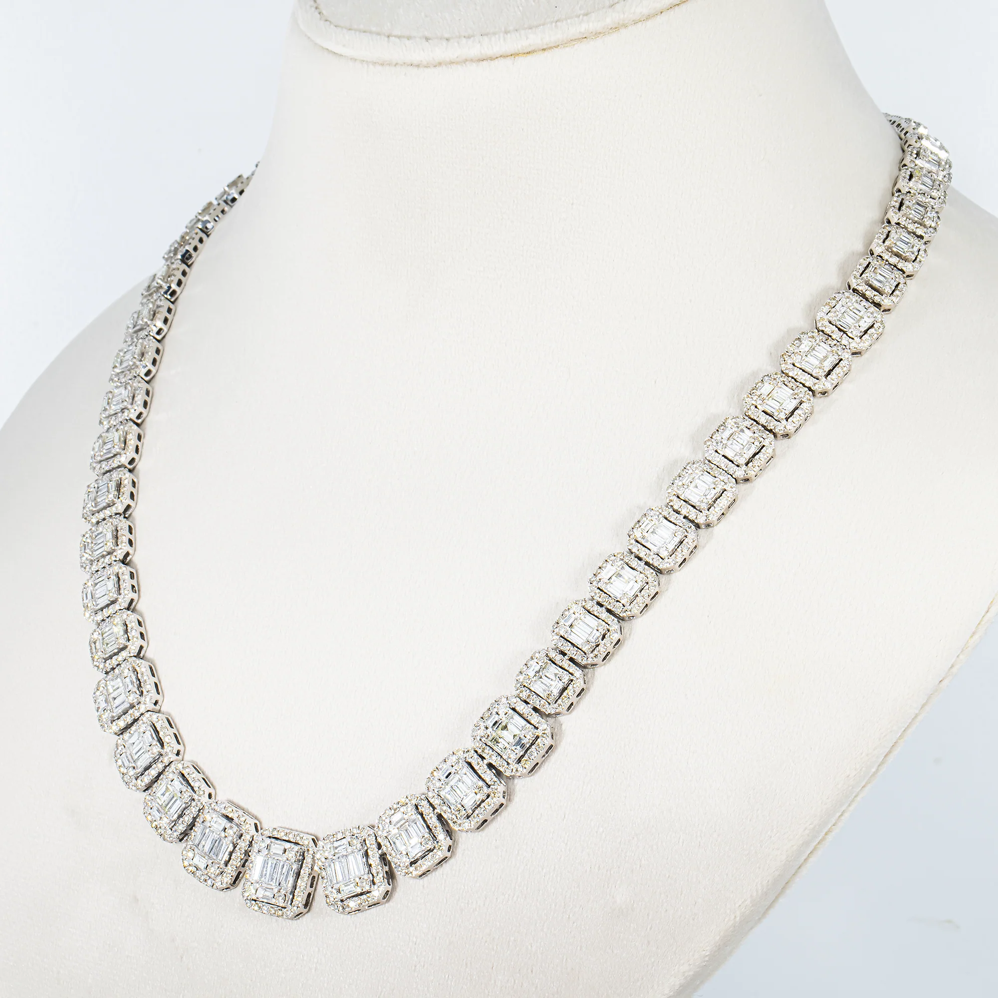 14K White Gold Graduated Round & Baguette Cut Diamond Tennis Chain 25.10ct - Image 2