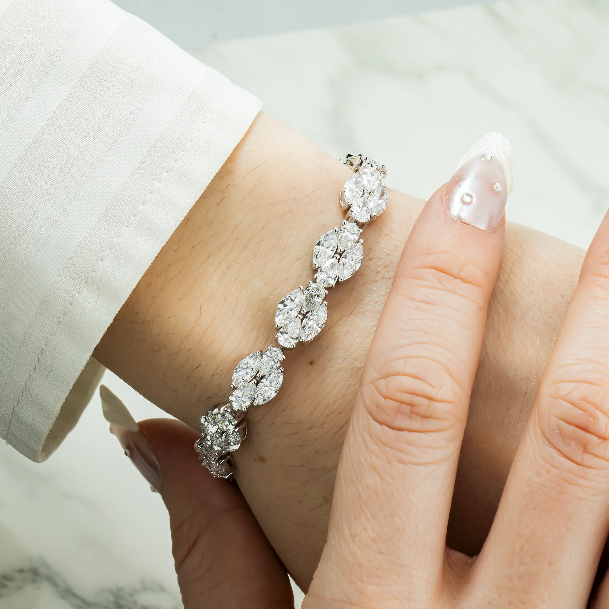 14K White Gold Marquise & Pear Cut Diamond Bracelet 15.13ct - Image 3