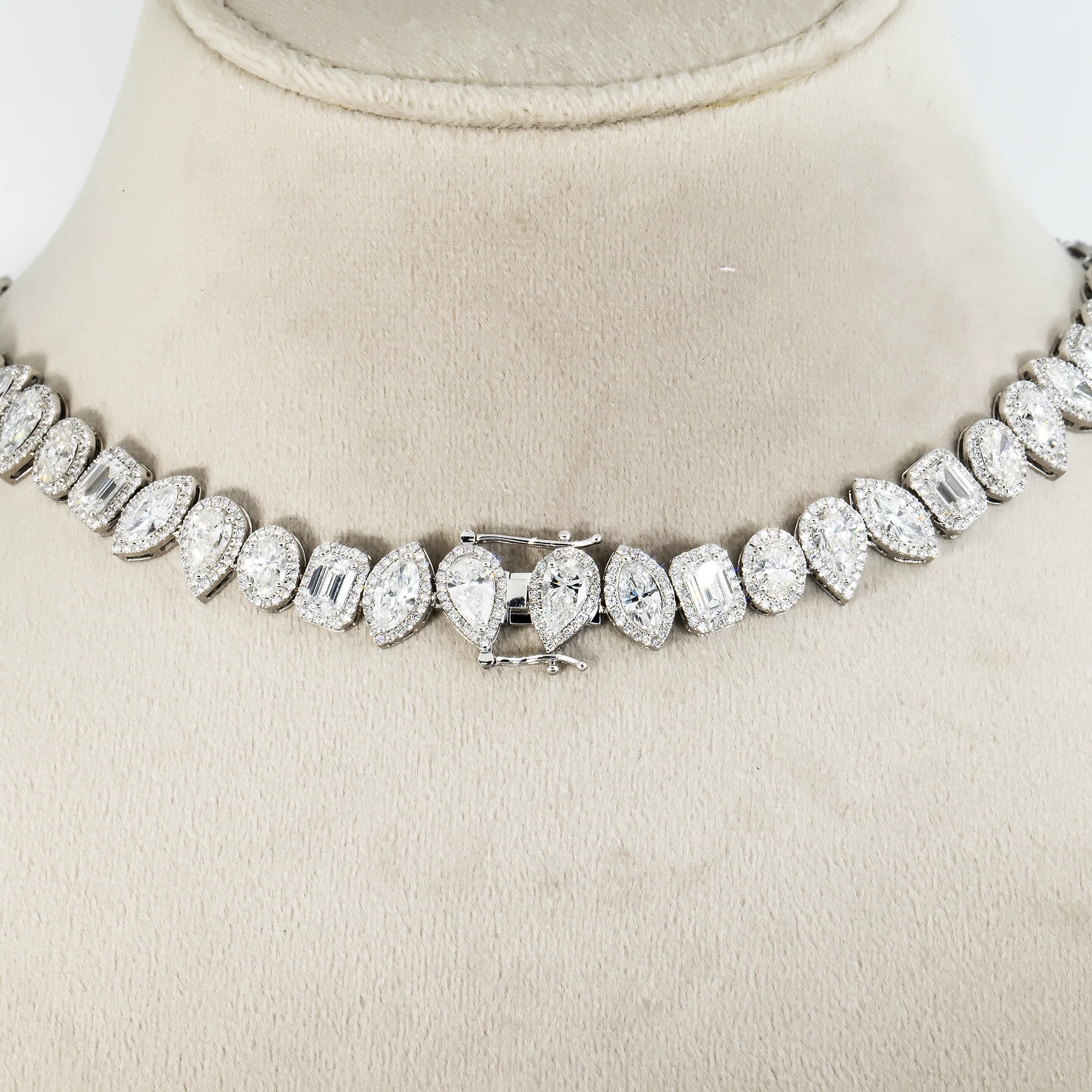 14K White Gold Multi Cut Diamond Necklace 43.34ct - Image 4