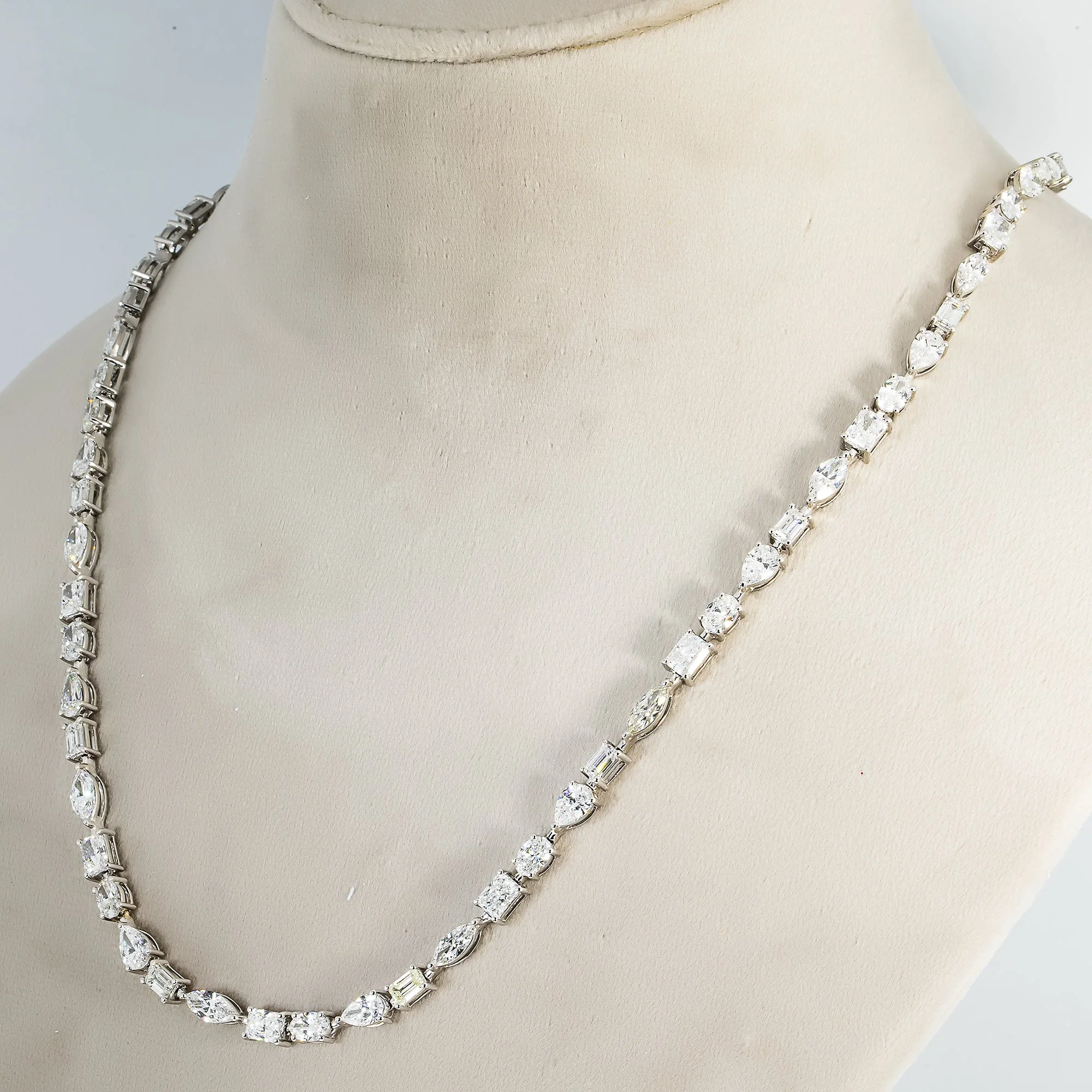 14K White Gold Multi-Cut Diamond Tennis Necklace 31.91ct - Image 2