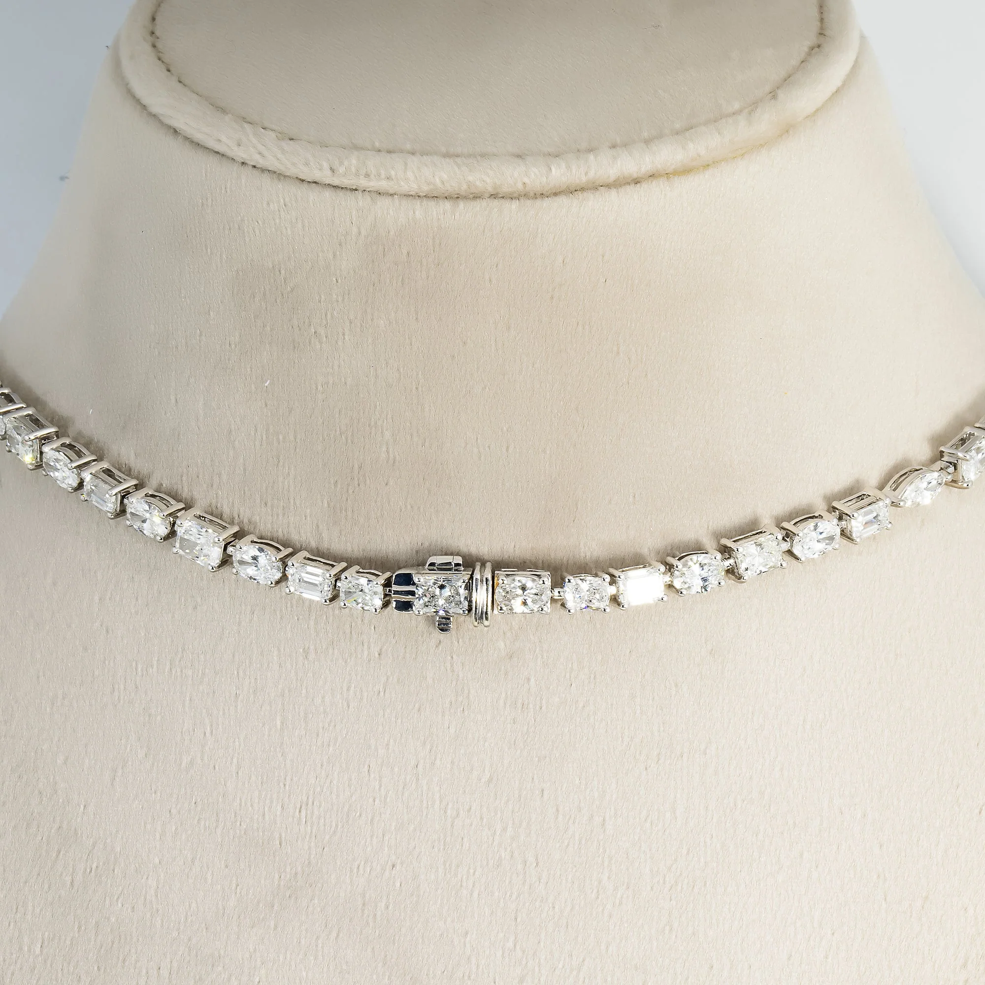14K White Gold Multi-Cut Diamond Tennis Necklace 31.91ct - Image 3