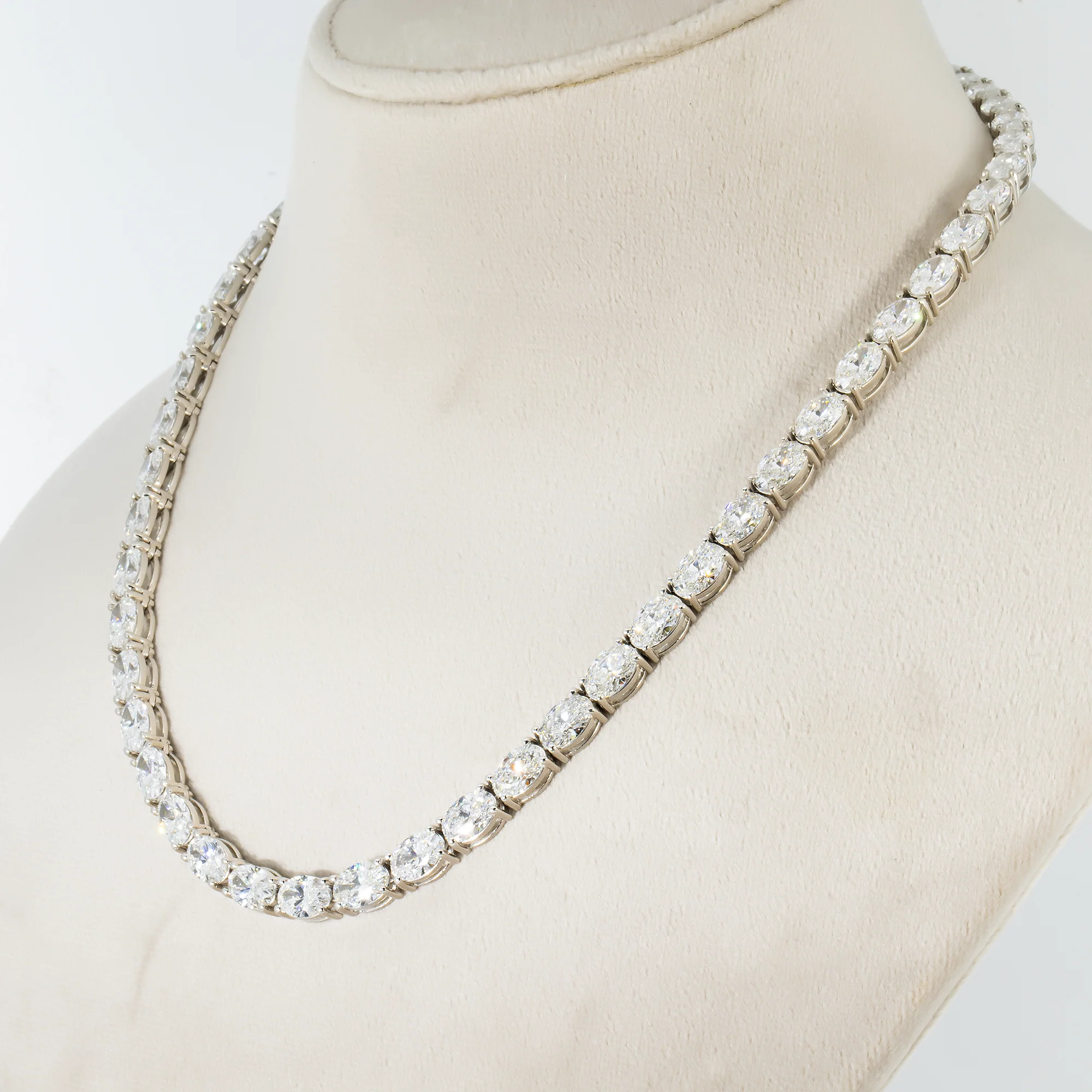 14K White Gold Oval Cut Diamond Chain 53.90ct - Image 2