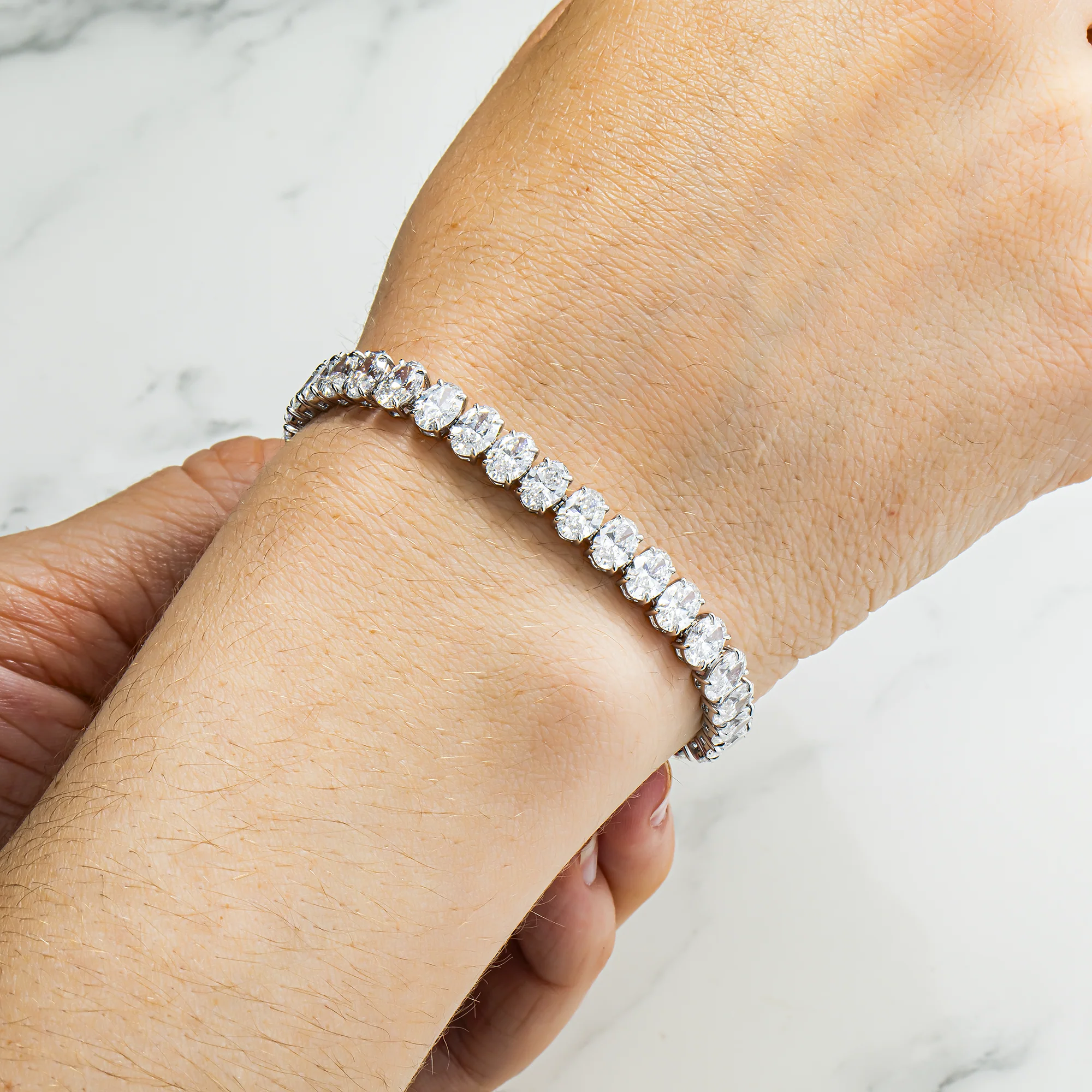14K White Gold Oval Cut Diamond Tennis Bracelet 17.94ct - Image 2