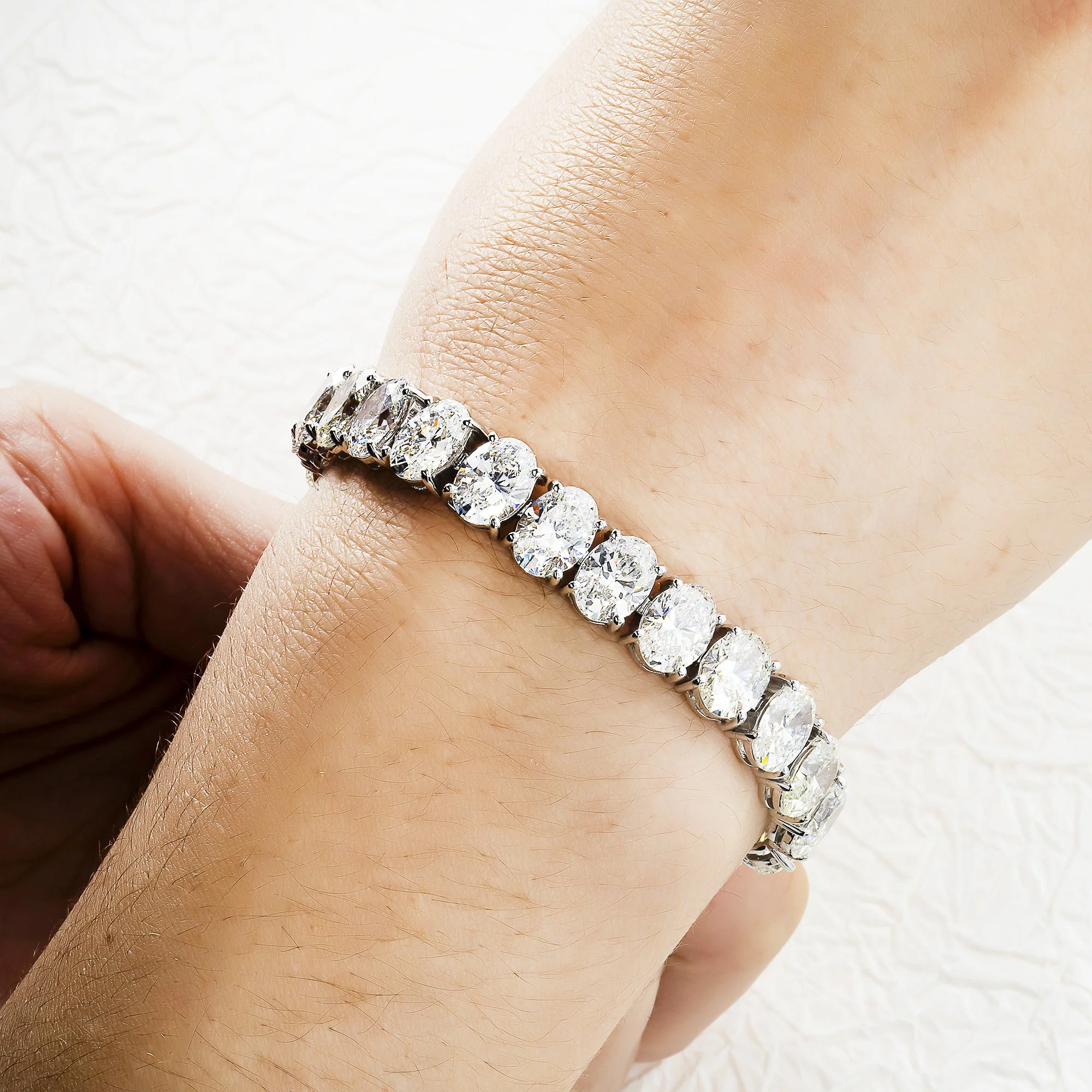 14K White Gold Oval Cut Diamond Tennis Bracelet 40.44ct - Image 2