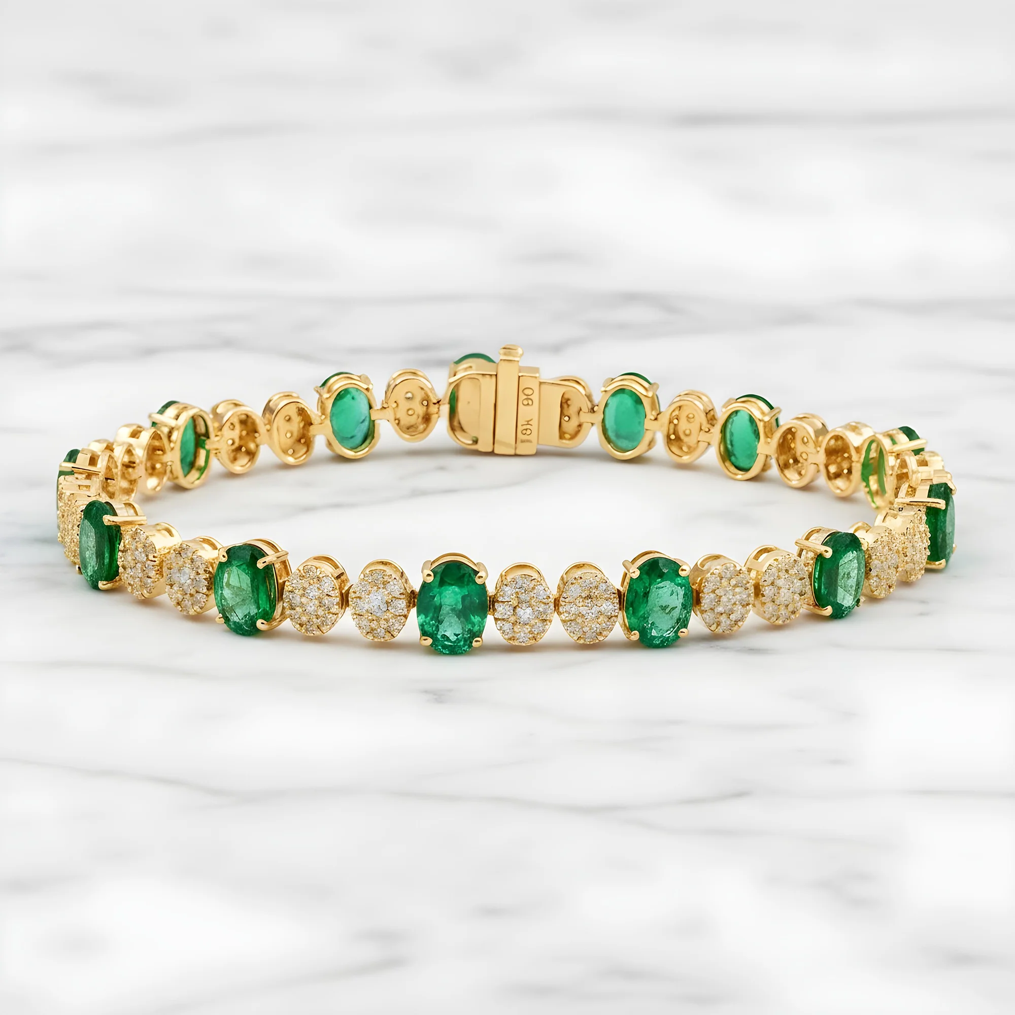 18K White Gold Oval Cut Emerald & Diamond Tennis Bracelet 10.68ct - Image 5