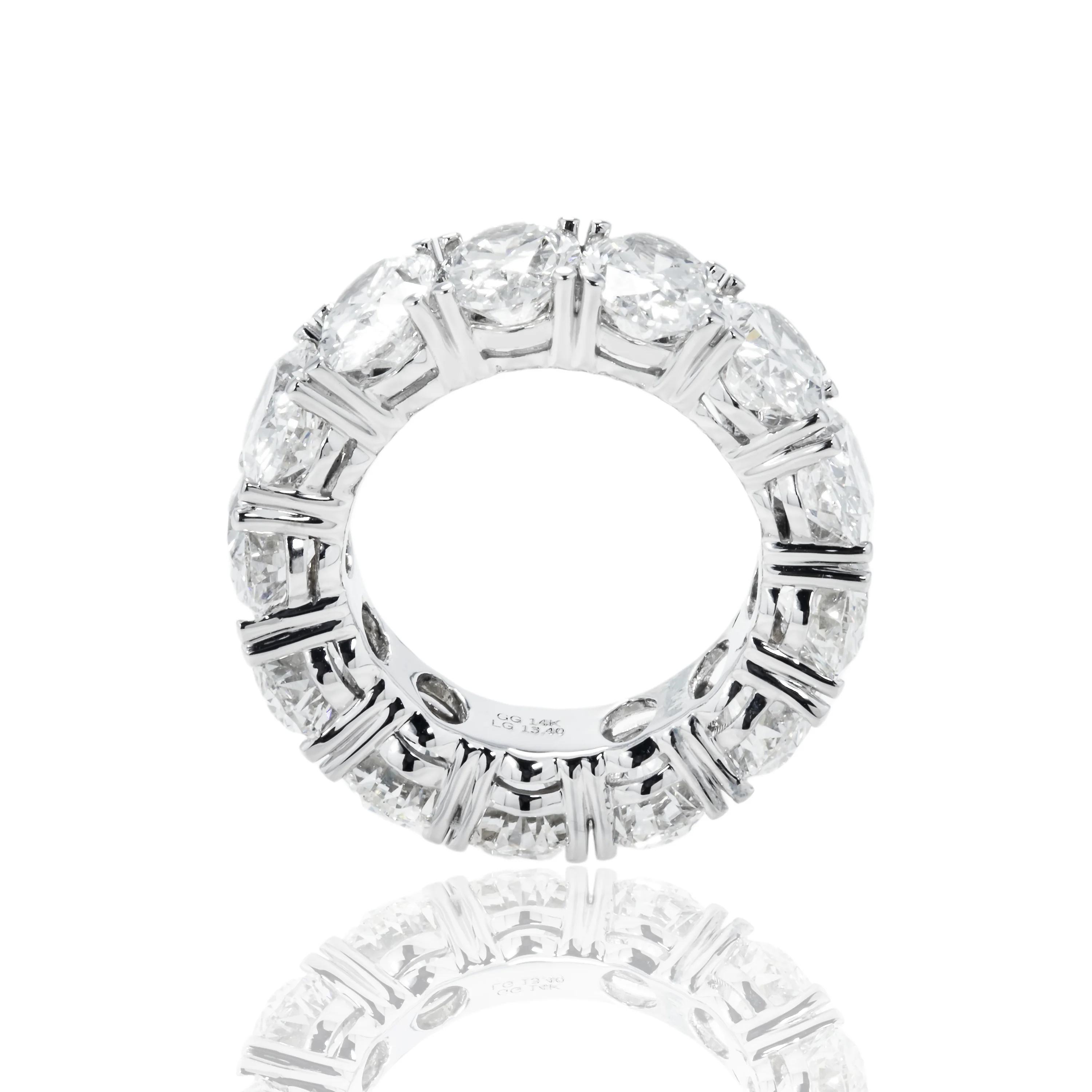 14K White Gold Oval Cut Diamond Eternity Ring 13.40ct (size 5) - Image 3