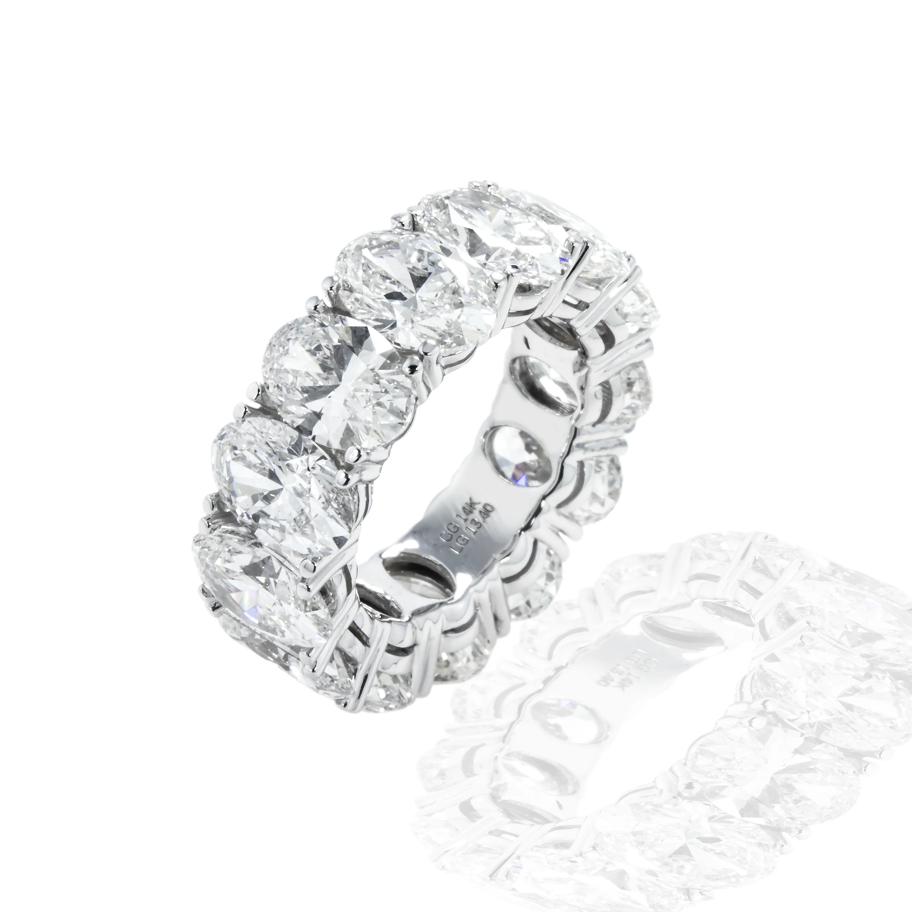 14K White Gold Oval Cut Diamond Eternity Ring 13.40ct (size 5) - Image 5