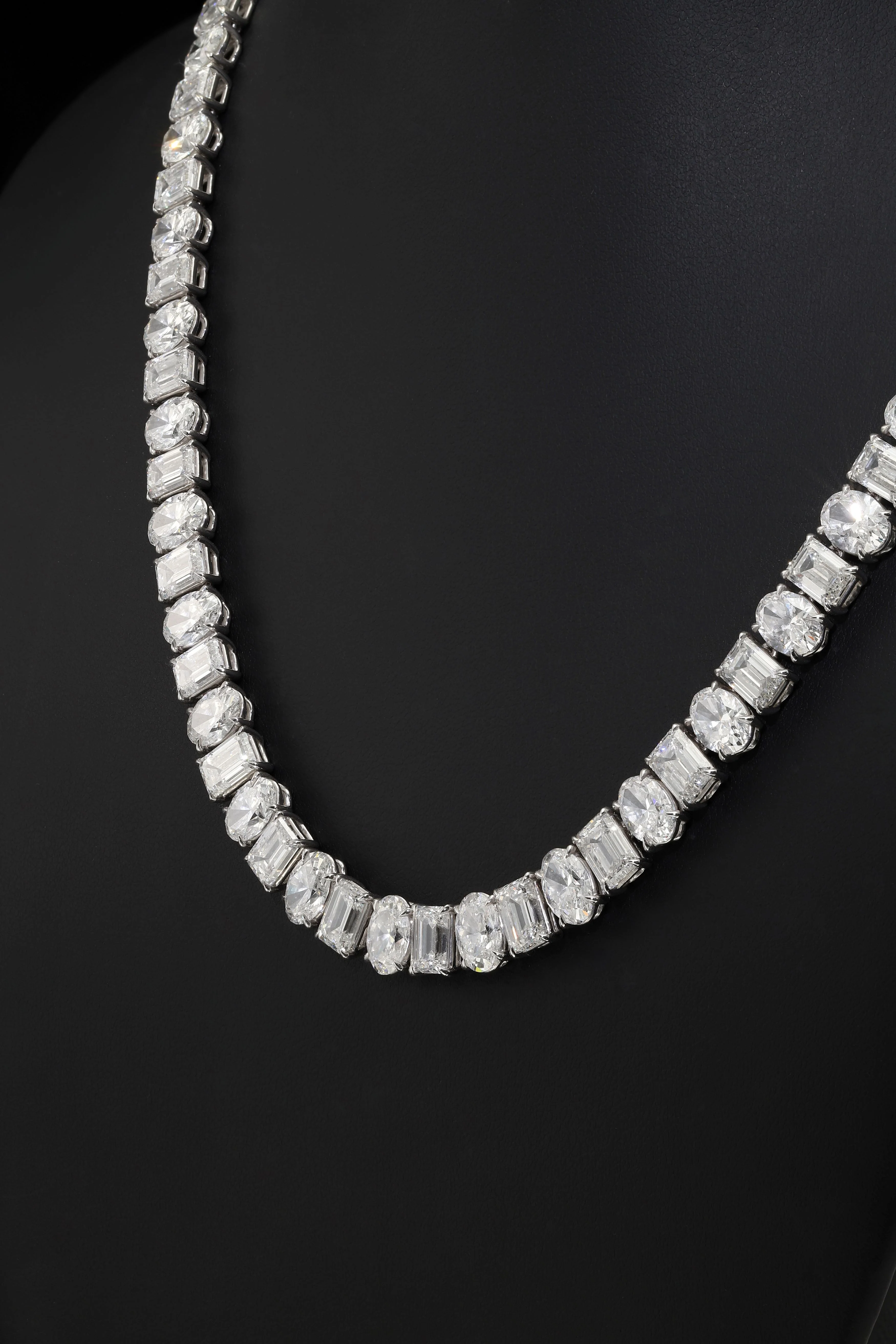 14K White Gold Oval & Emerald Cut Diamond Chain 82.59ct - Image 3