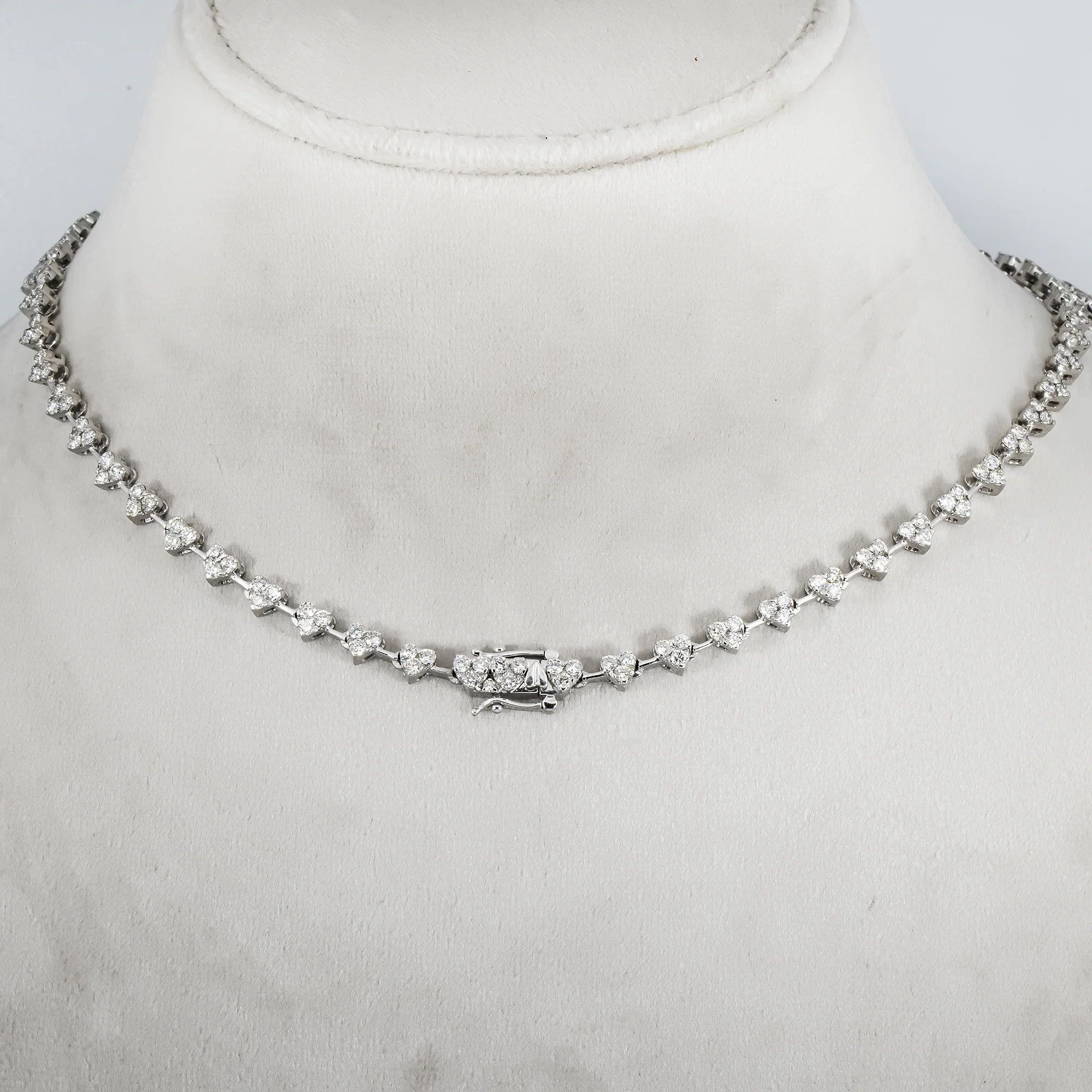 14K White Gold Pear Drop Diamond Necklace 15.25ct - Image 4