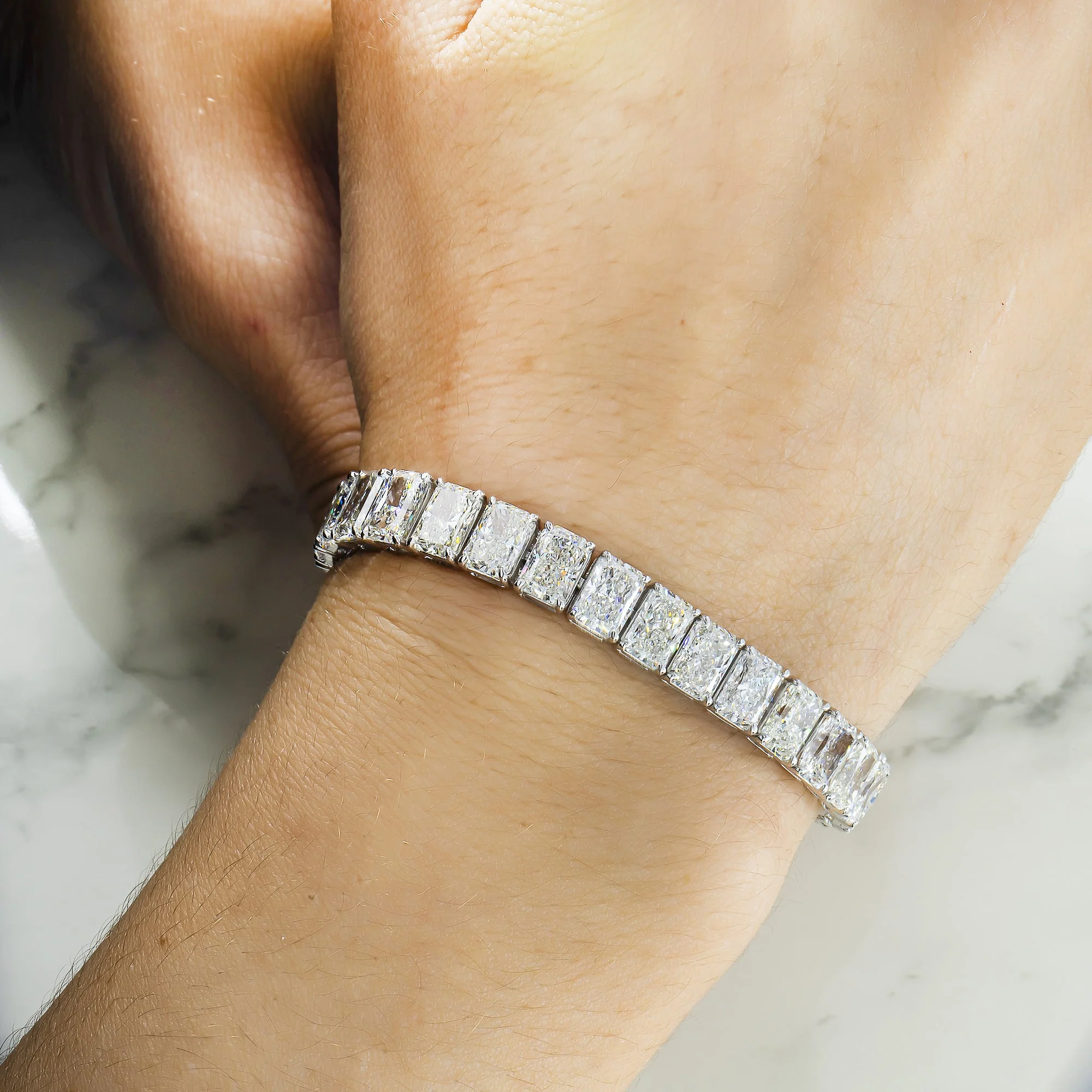 14K White Gold Radiant Cut Diamond Tennis Bracelet 33.09ct - Image 2