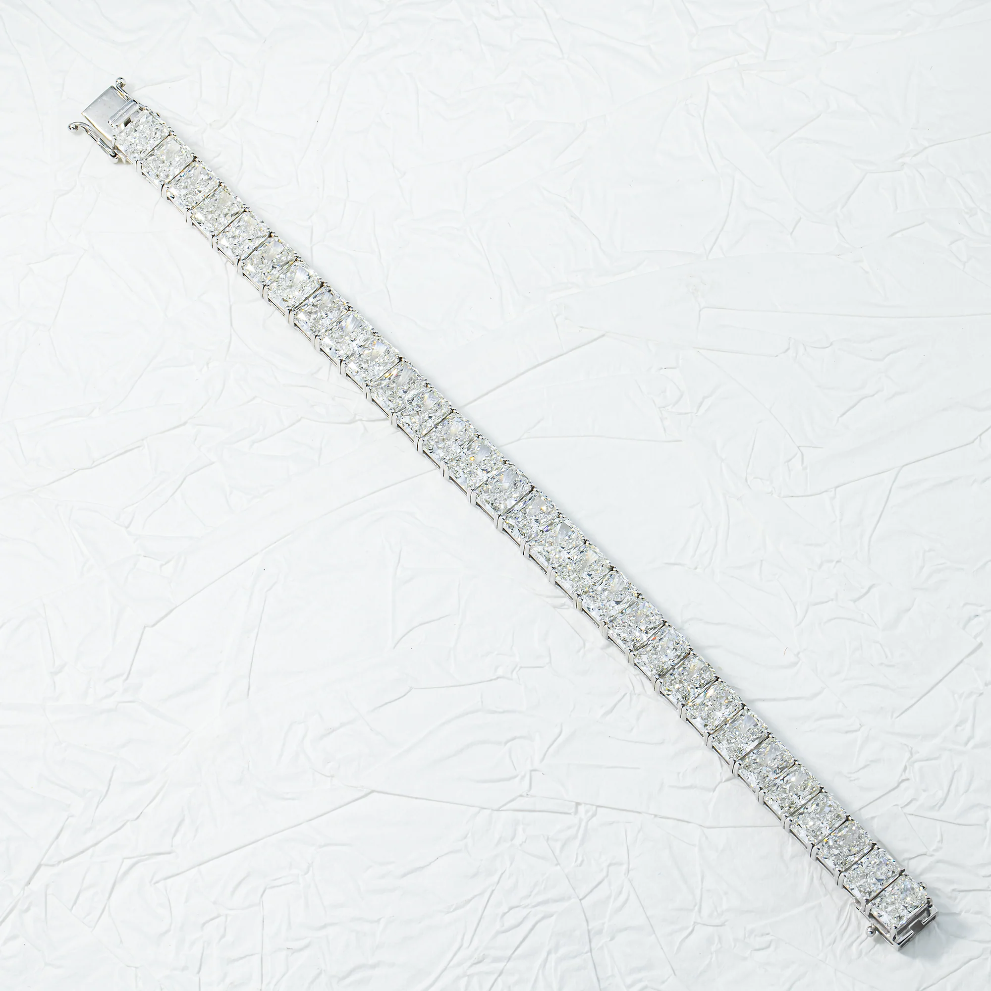 14K White Gold Radiant Cut Diamond Tennis Bracelet 46.24ct - Image 3