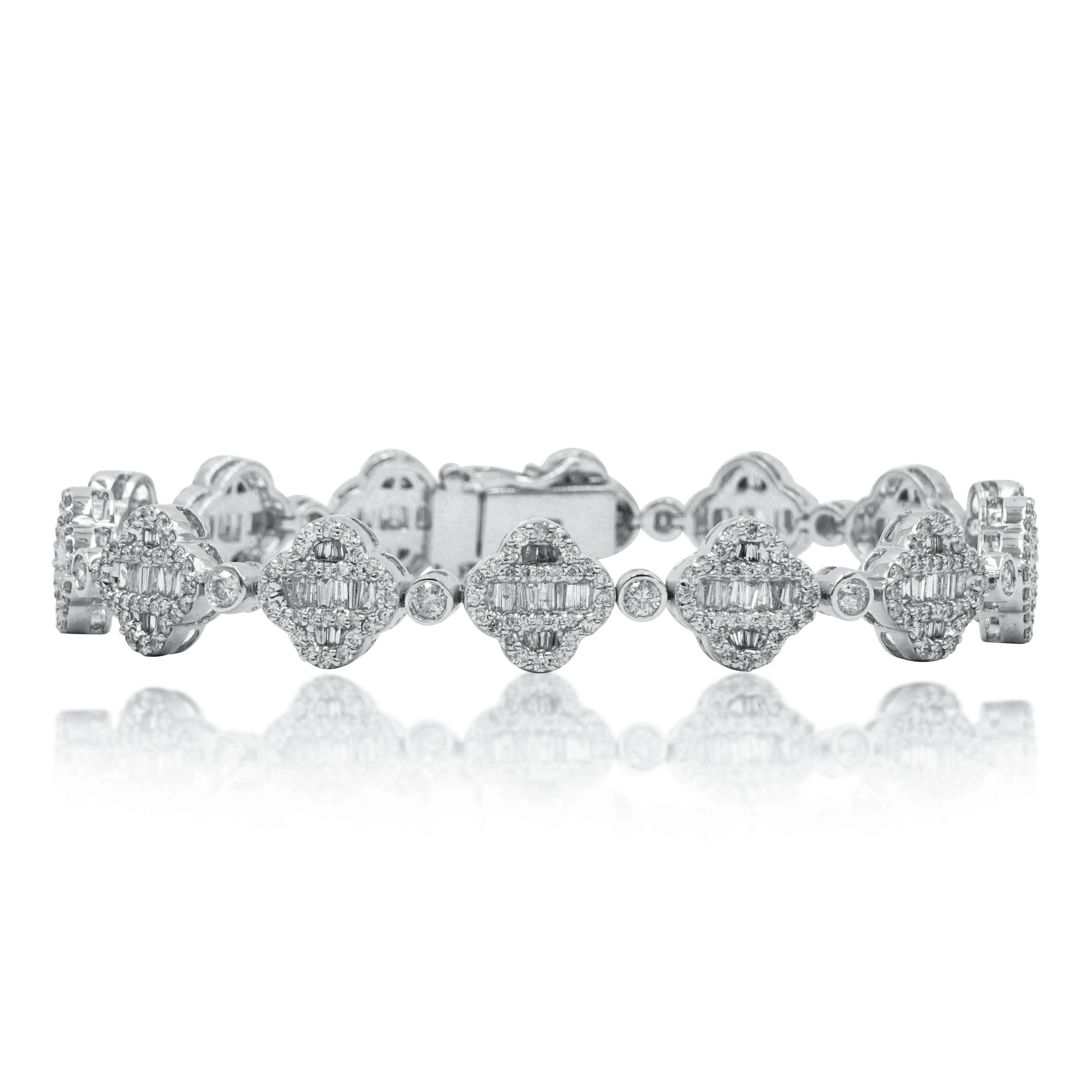 14K White Gold Round & baguette Diamond Clover 5.42ct