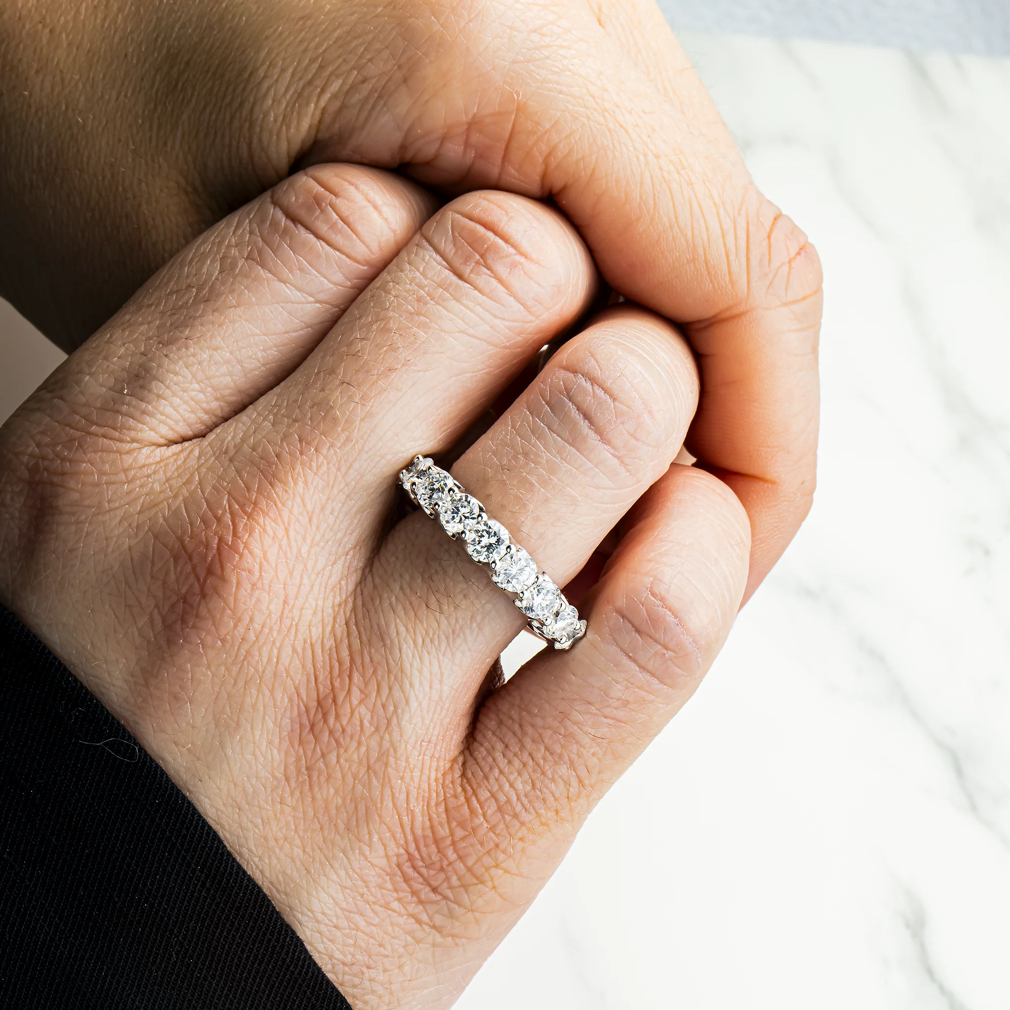 14K White Gold Round Diamond Eternity Ring 5.95ct (Size 8) - Image 2