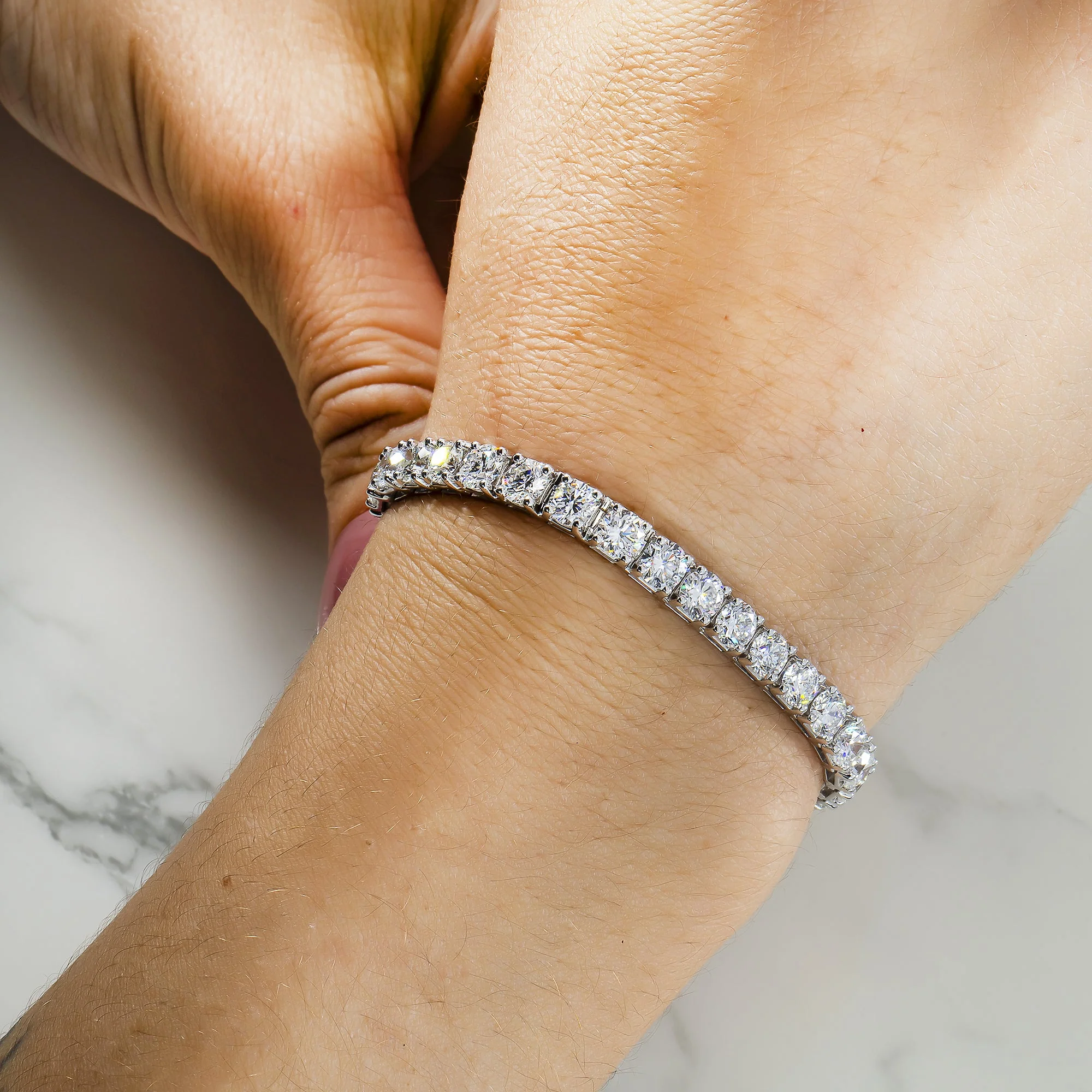 14K White Gold Round Diamond Tennis Bracelet 15.0ct - Image 2