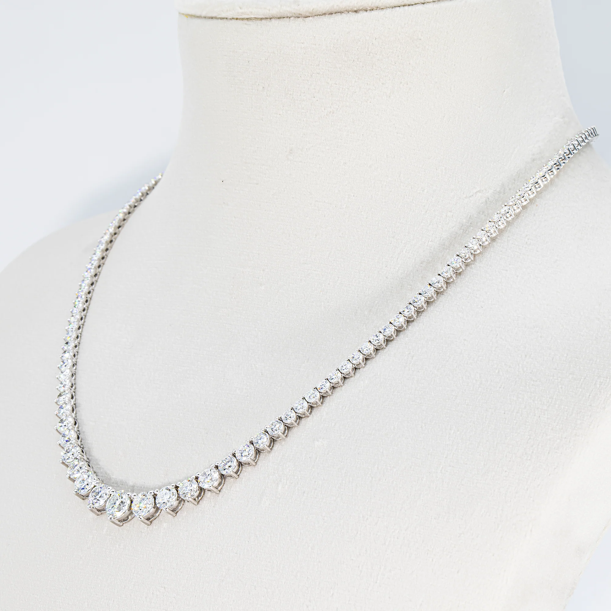 14K White Gold Round Diamond Tennis Chain 15.02ct - Image 2