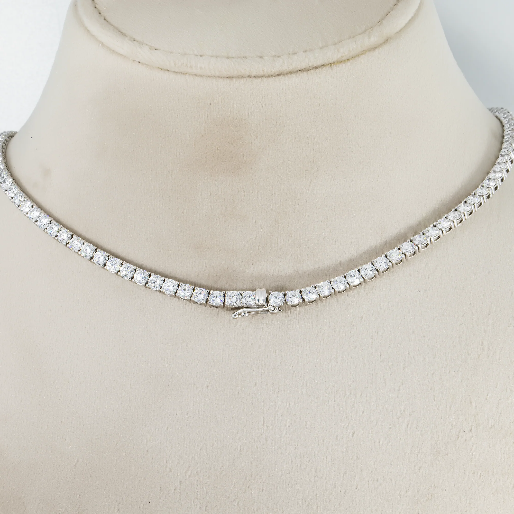 14K White Gold Round Diamond Tennis Chain 18.35ct - Image 2