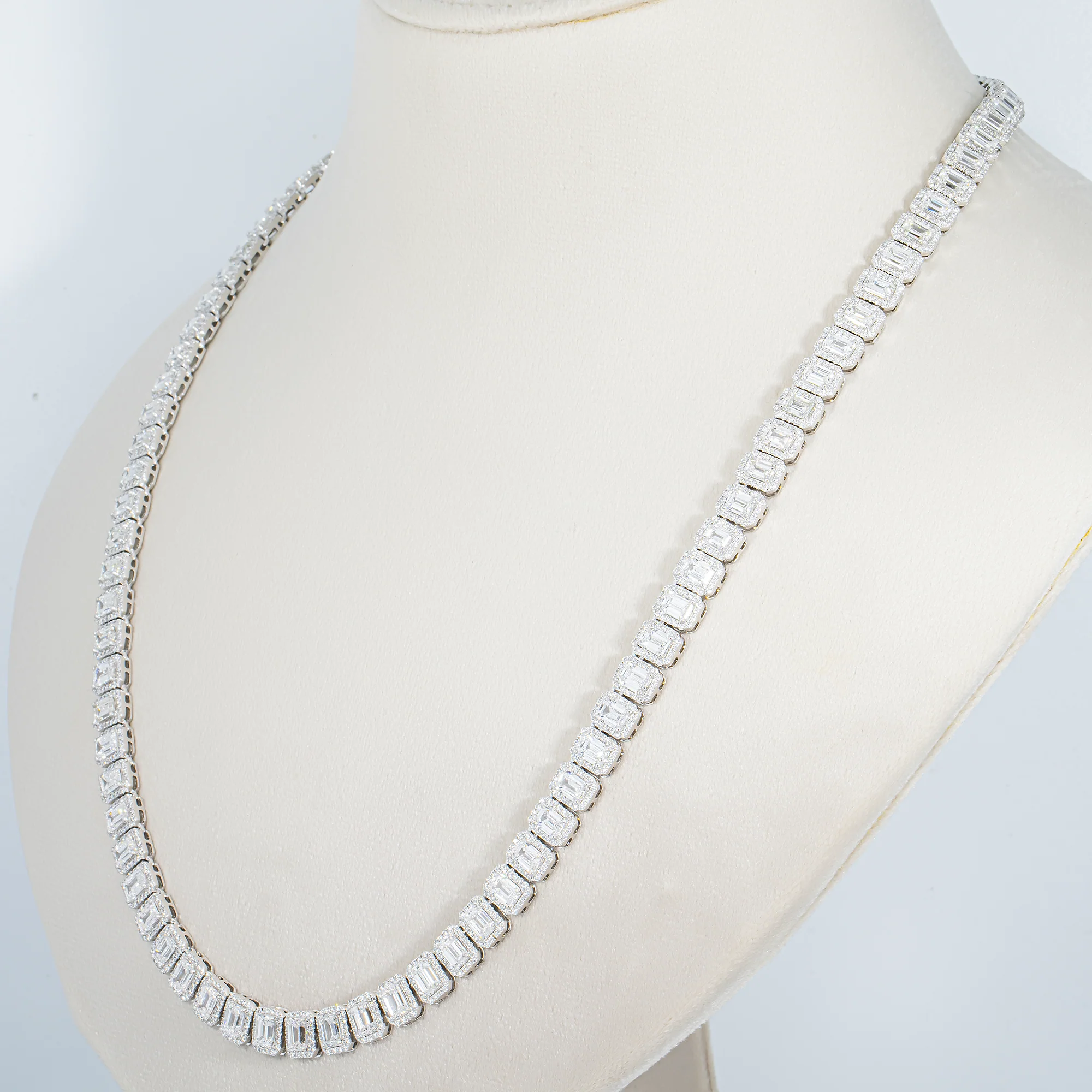 14K White Gold Round & Emerald Cut Diamond Tennis Chain 40.38ct - Image 2