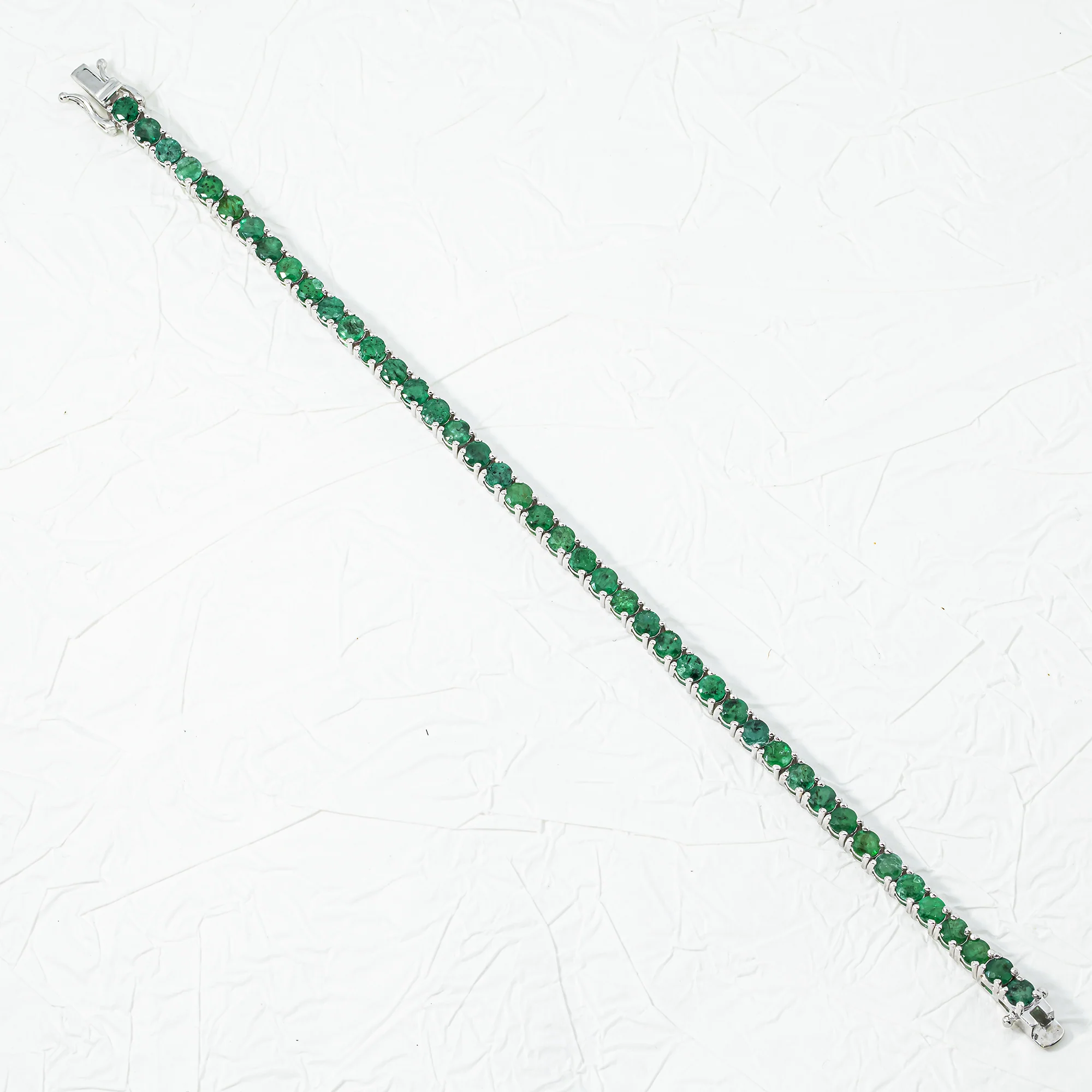 14K White Gold Round Emerald Tennis Bracelet 10.18ct - Image 3