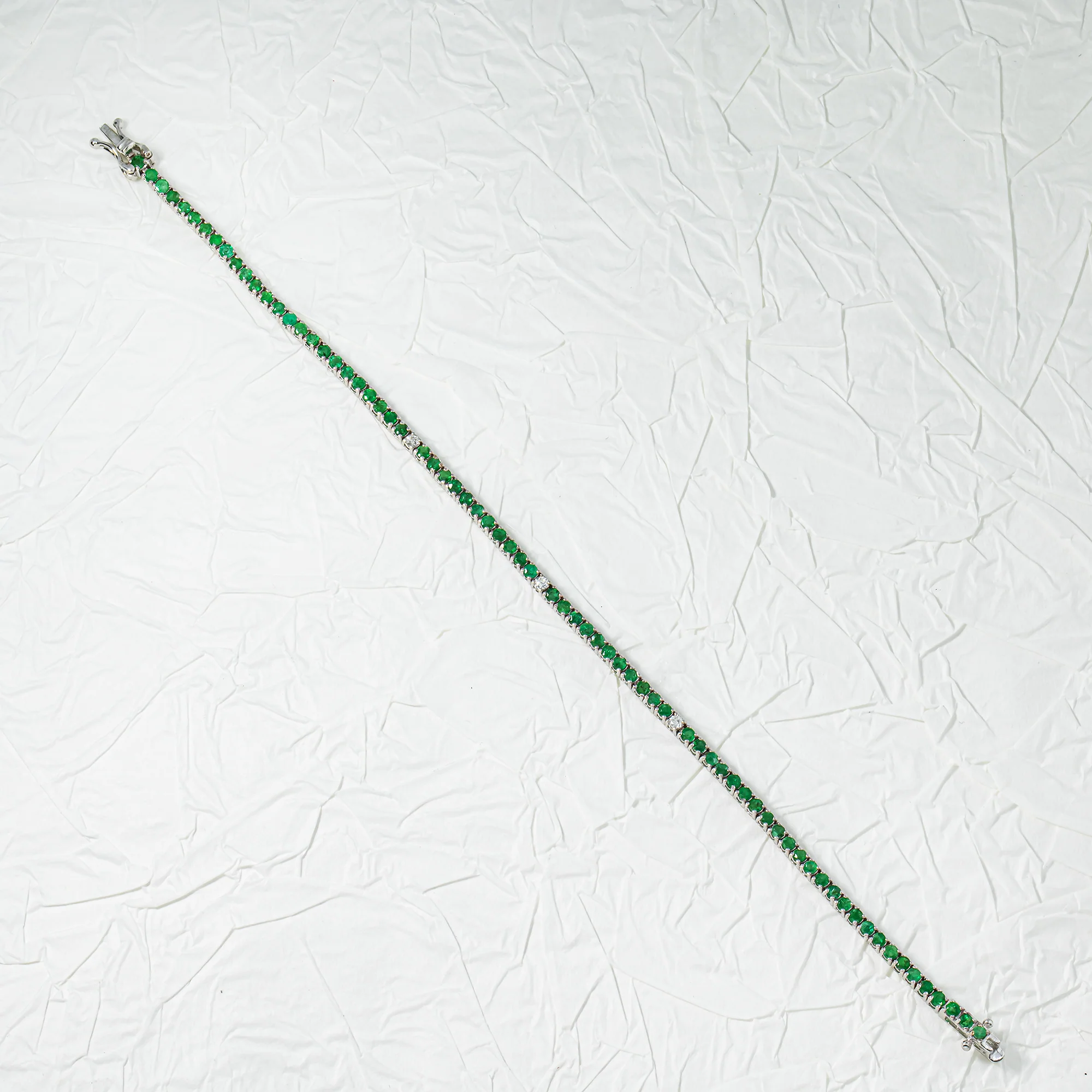 14K white Gold Round Emerald & Diamond Tennis Bracelet 2.45ctw - Image 3