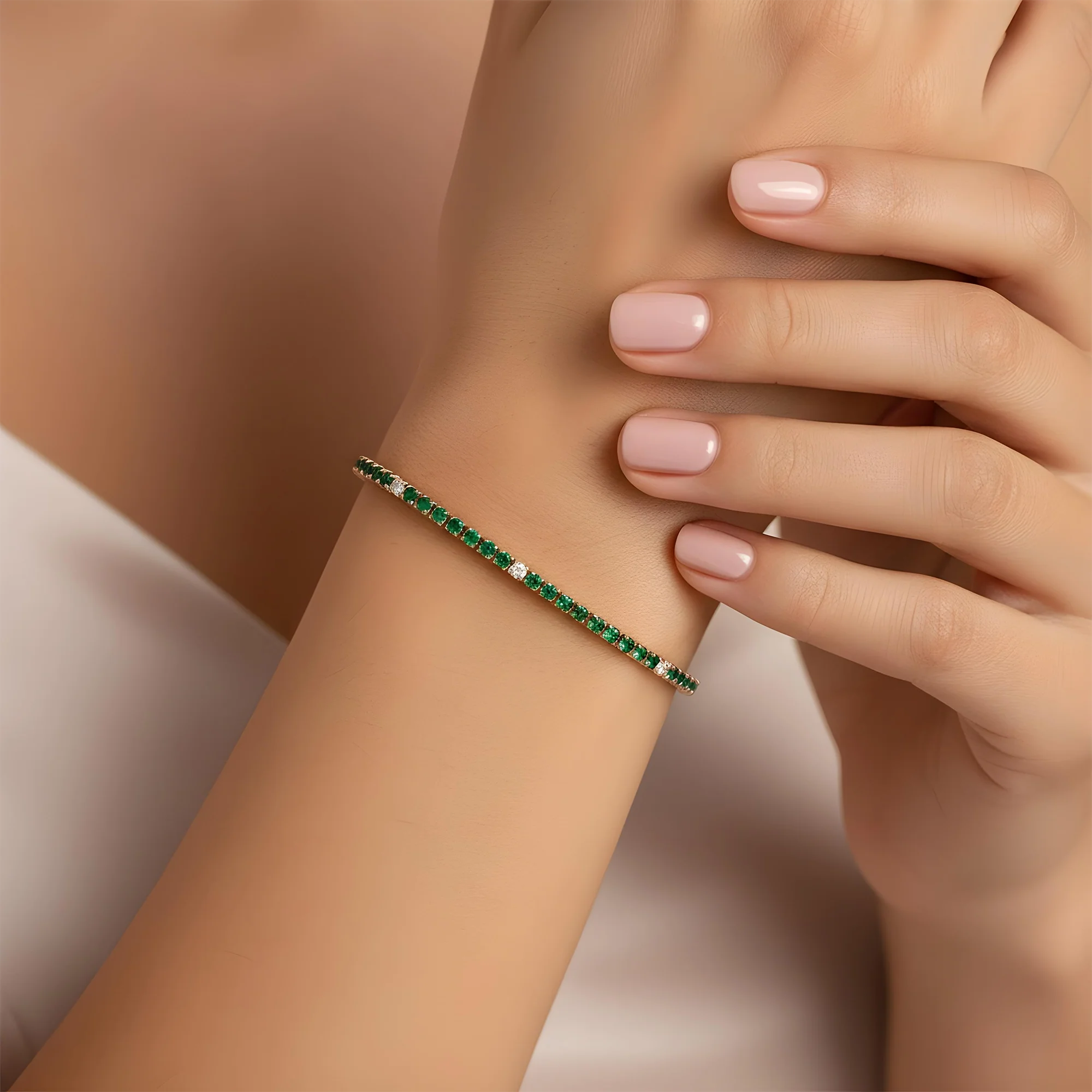 14K white Gold Round Emerald & Diamond Tennis Bracelet 2.45ctw - Image 8