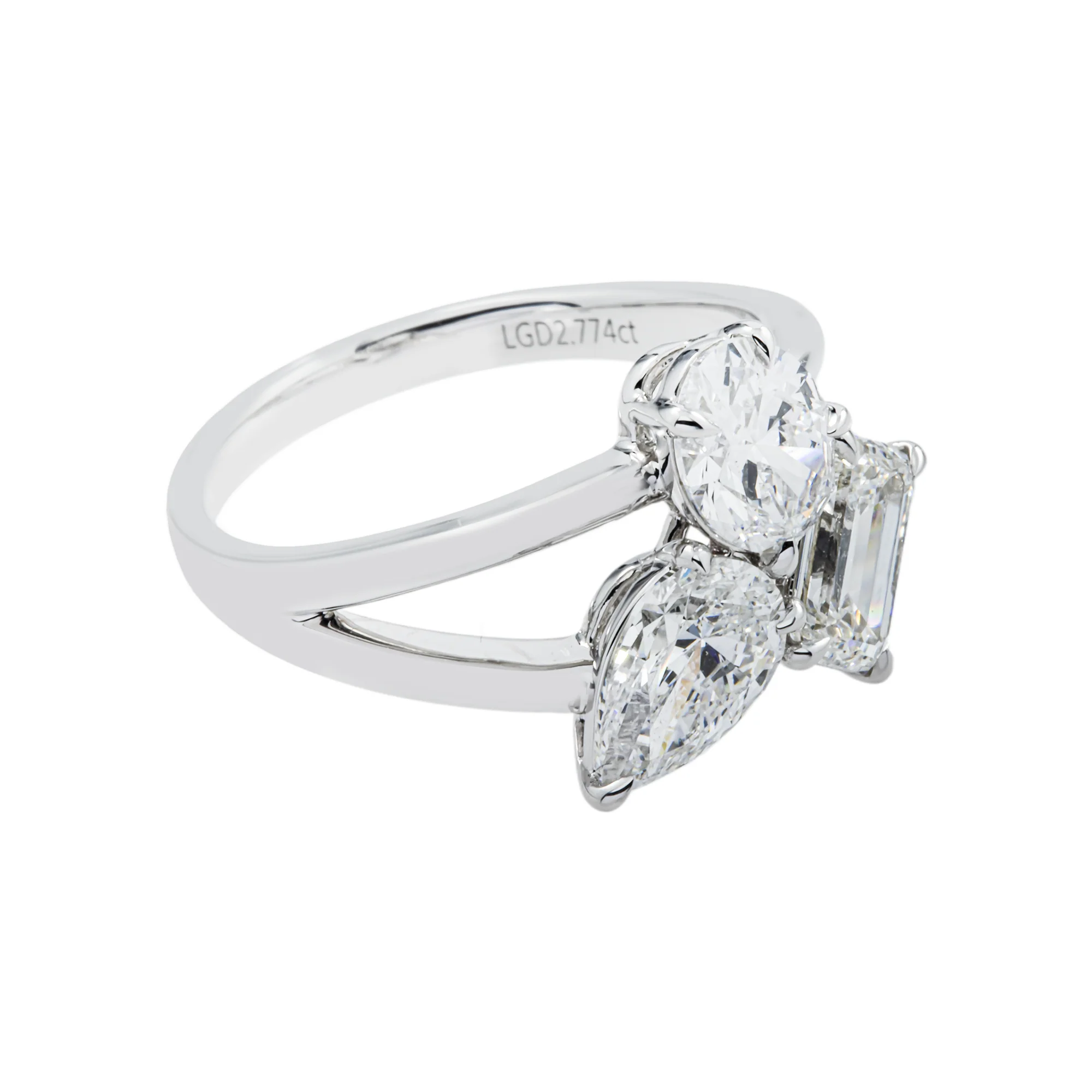 14K White Gold Triple Diamond Clister Ring 2.77ct - Image 3