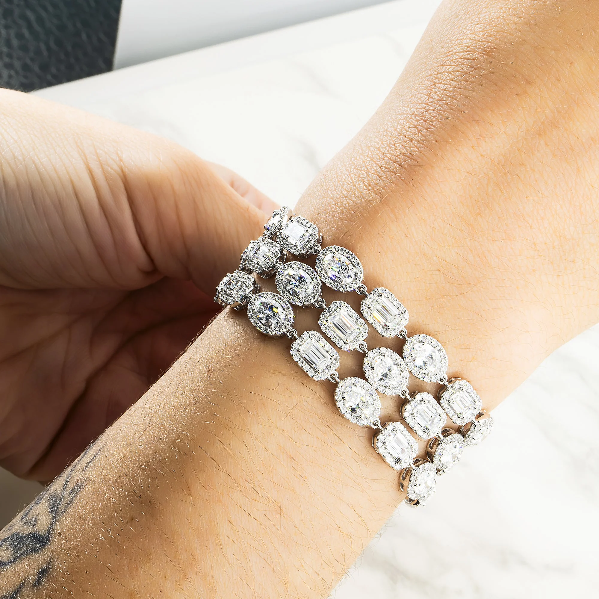 14K White Gold Triple Row Emerald, Oval & Round Cut Diamond Bracelet 31.47ct - Image 3